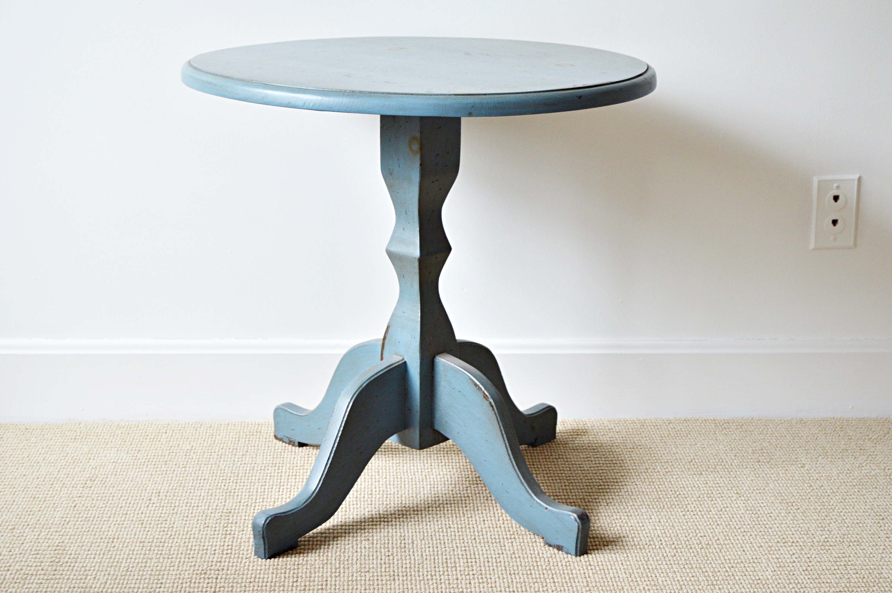 Pedestal Side Table
