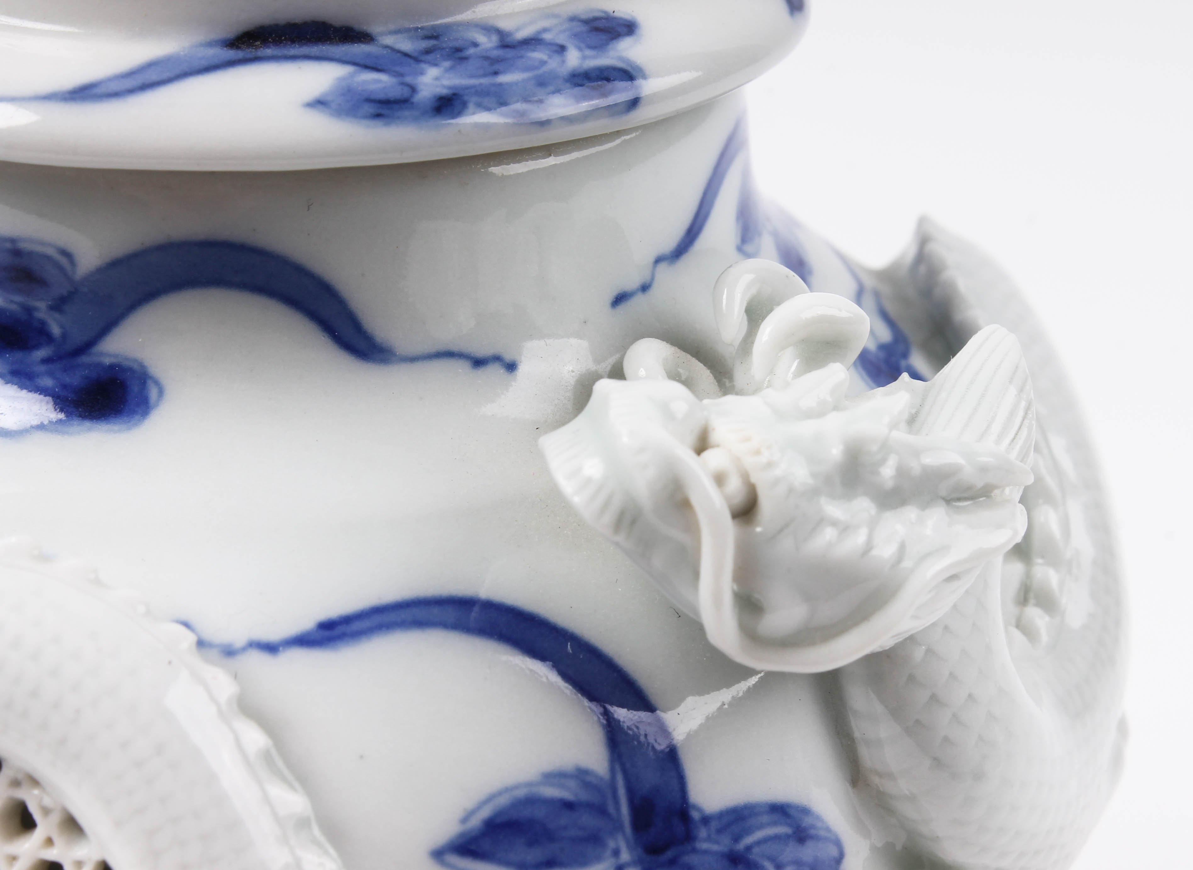 Japanese Mikawachi Ware Porcelain Incense Burner