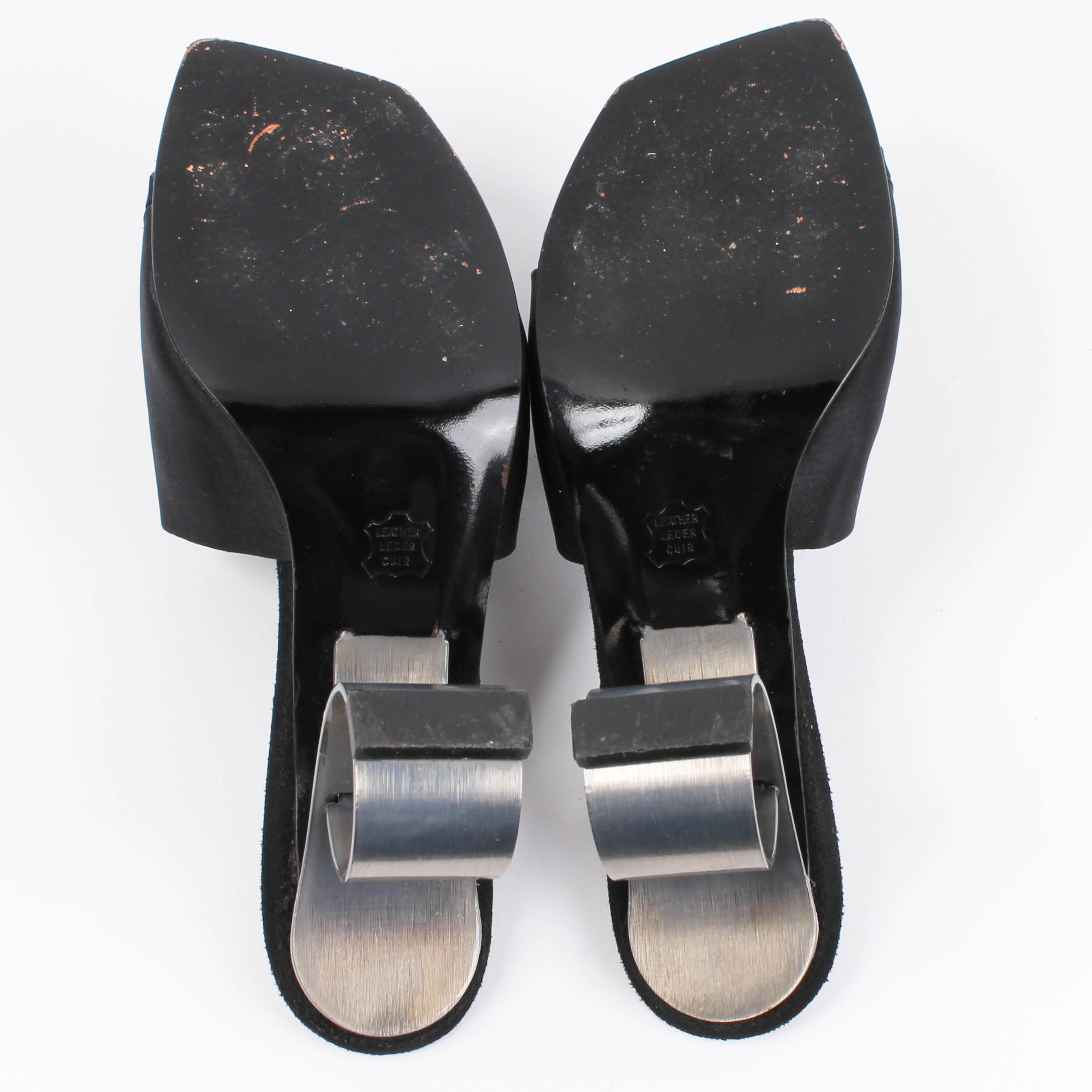 Robert Clergerie Women's Black High Heeled Shoes