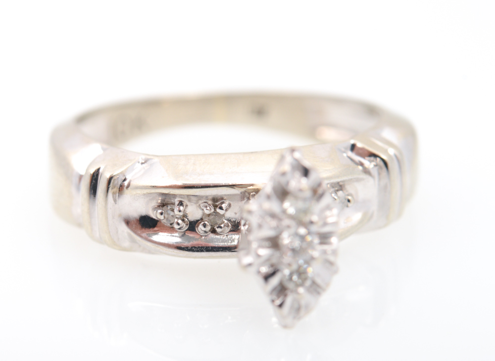 10K White Gold Diamond Wedding Set