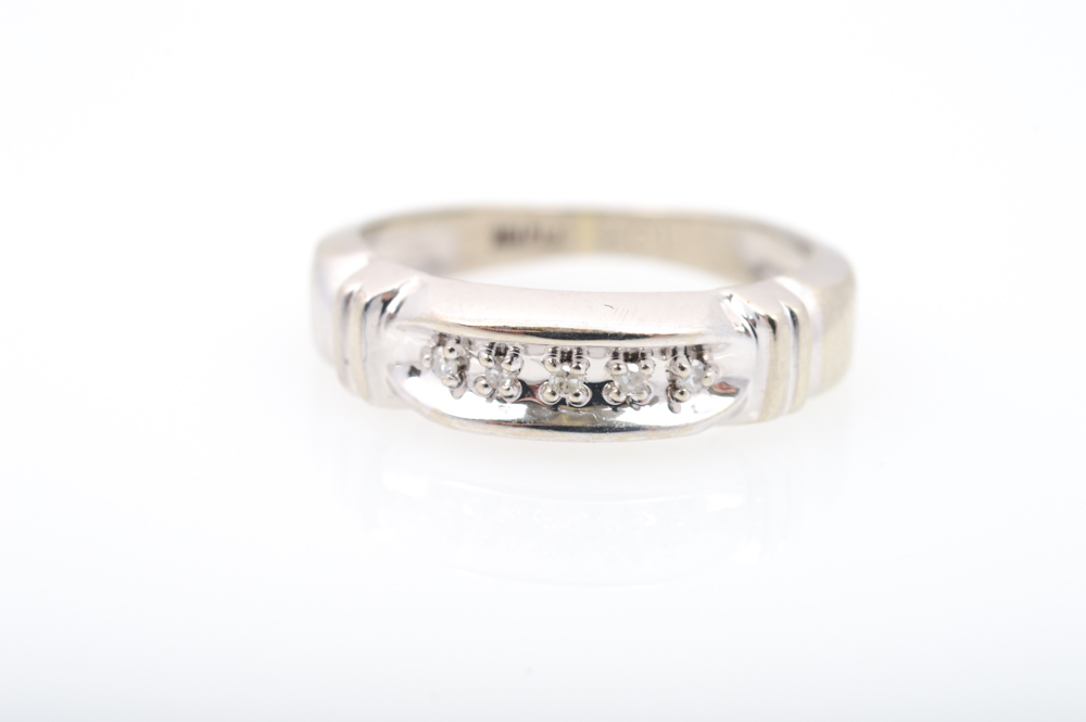 10K White Gold Diamond Wedding Set