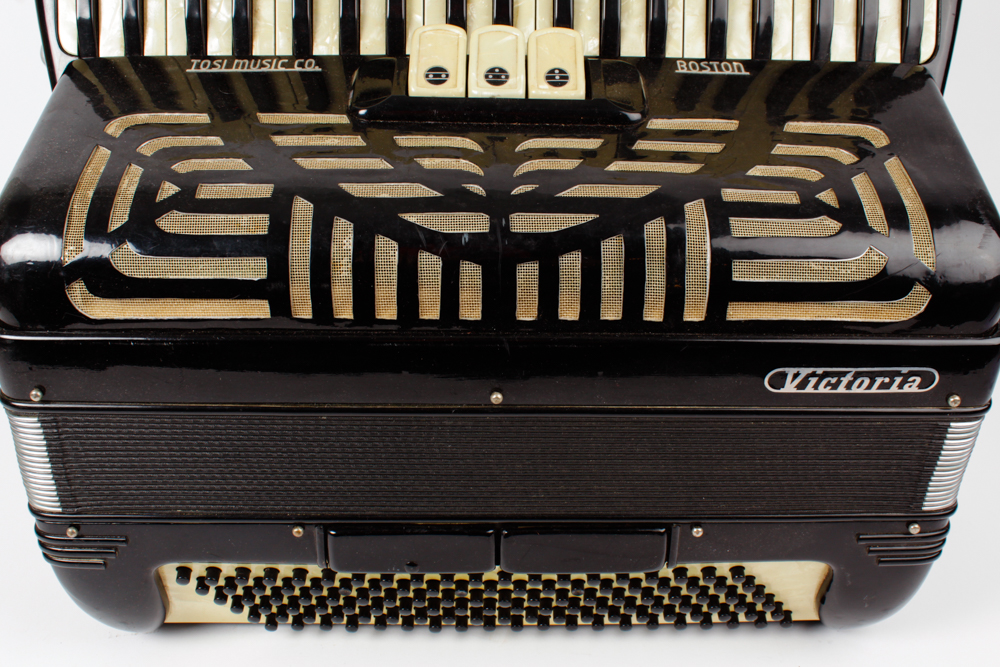 Tosi Music Company Victoria Accordion