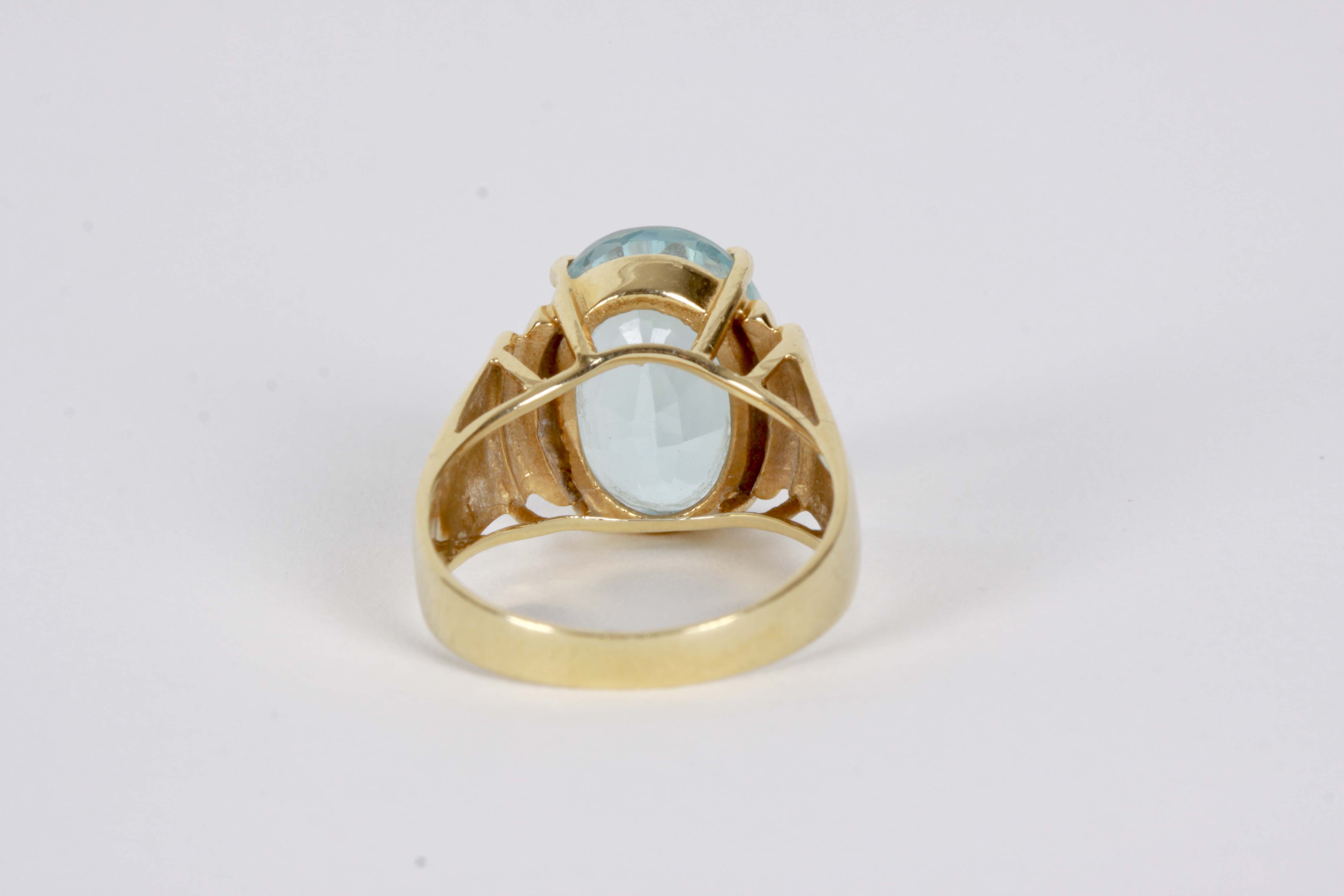 14K Yellow Gold Ring with Topaz