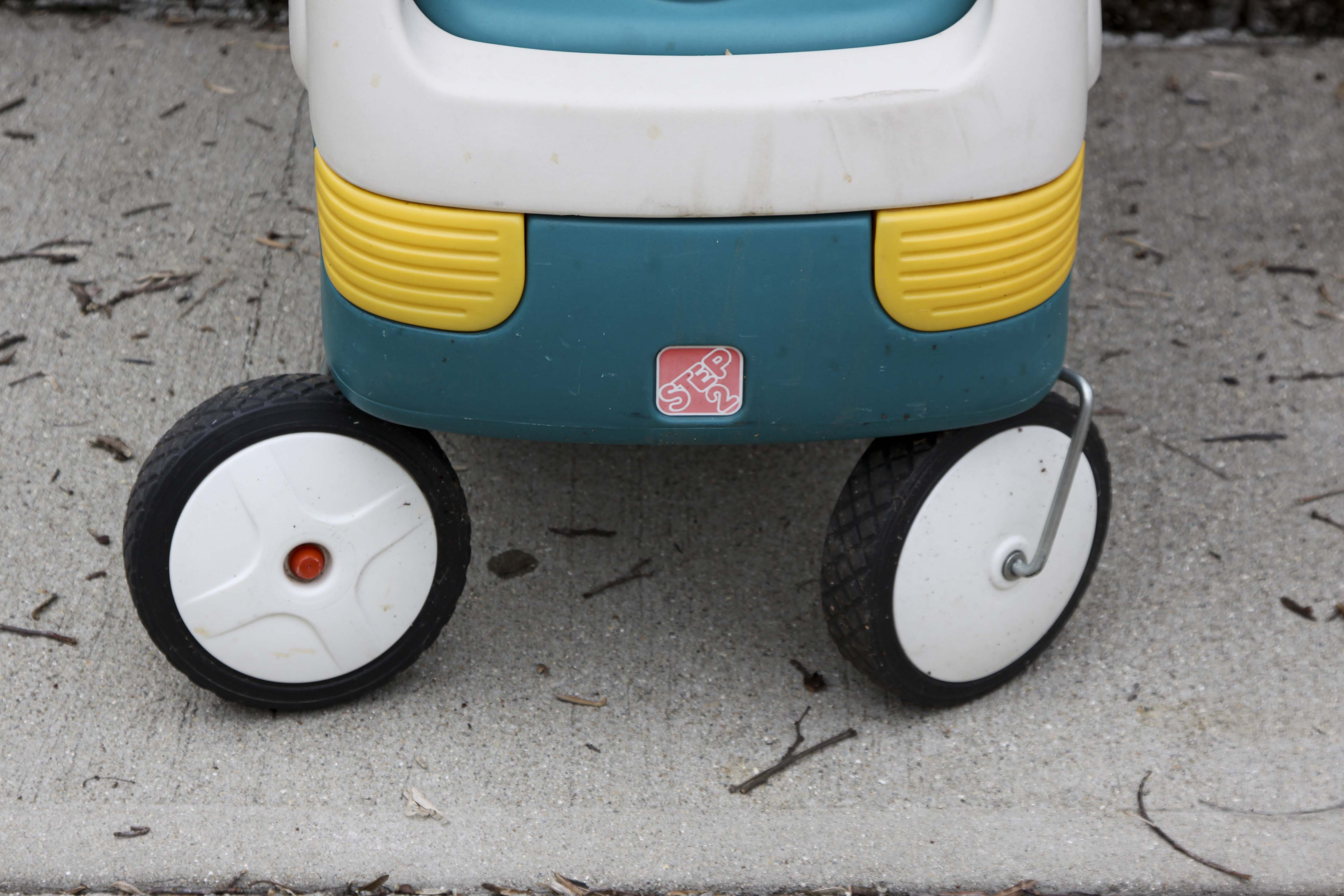 Radio Flyer Wagon and Step2 Child's Play Car