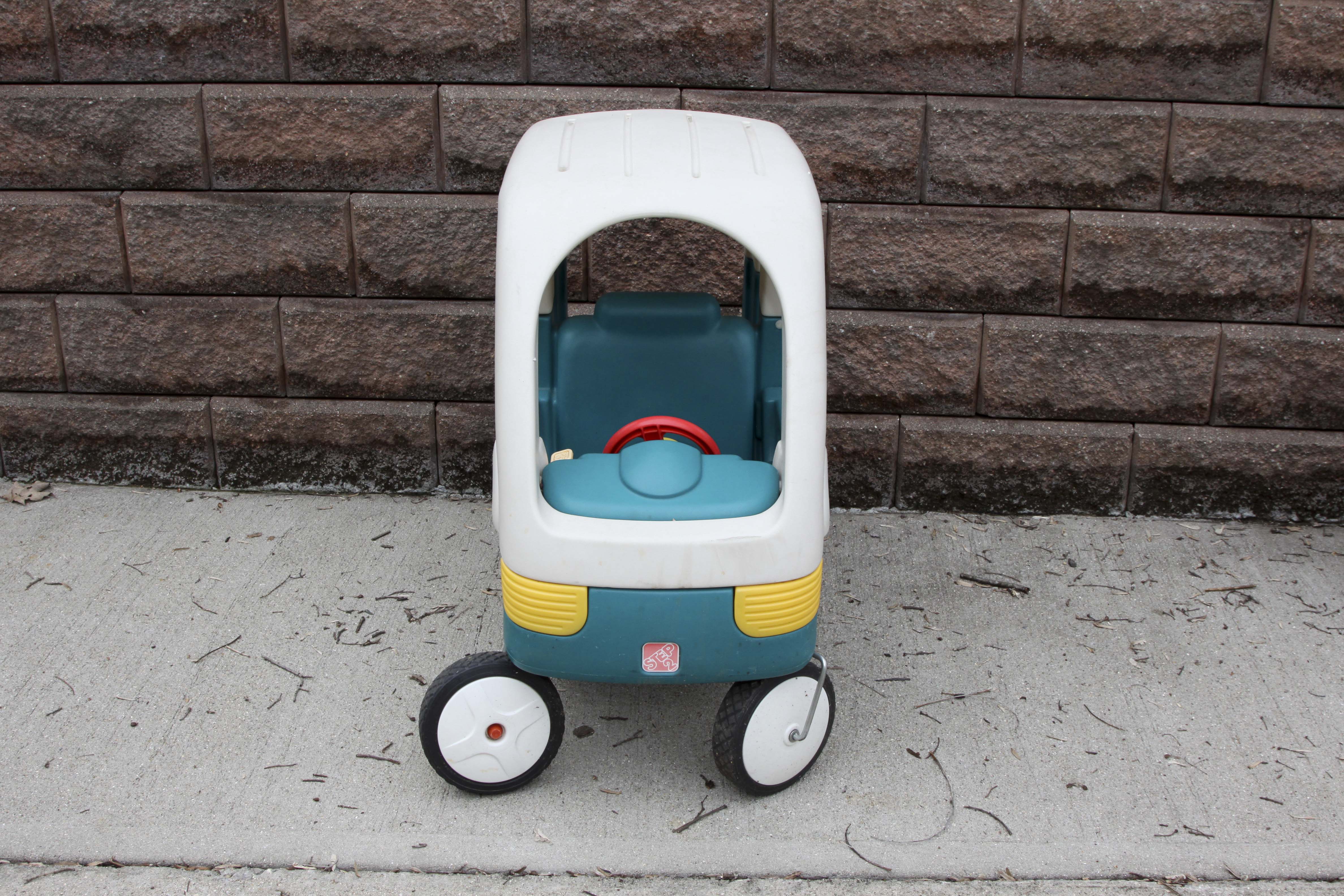 Radio Flyer Wagon and Step2 Child's Play Car