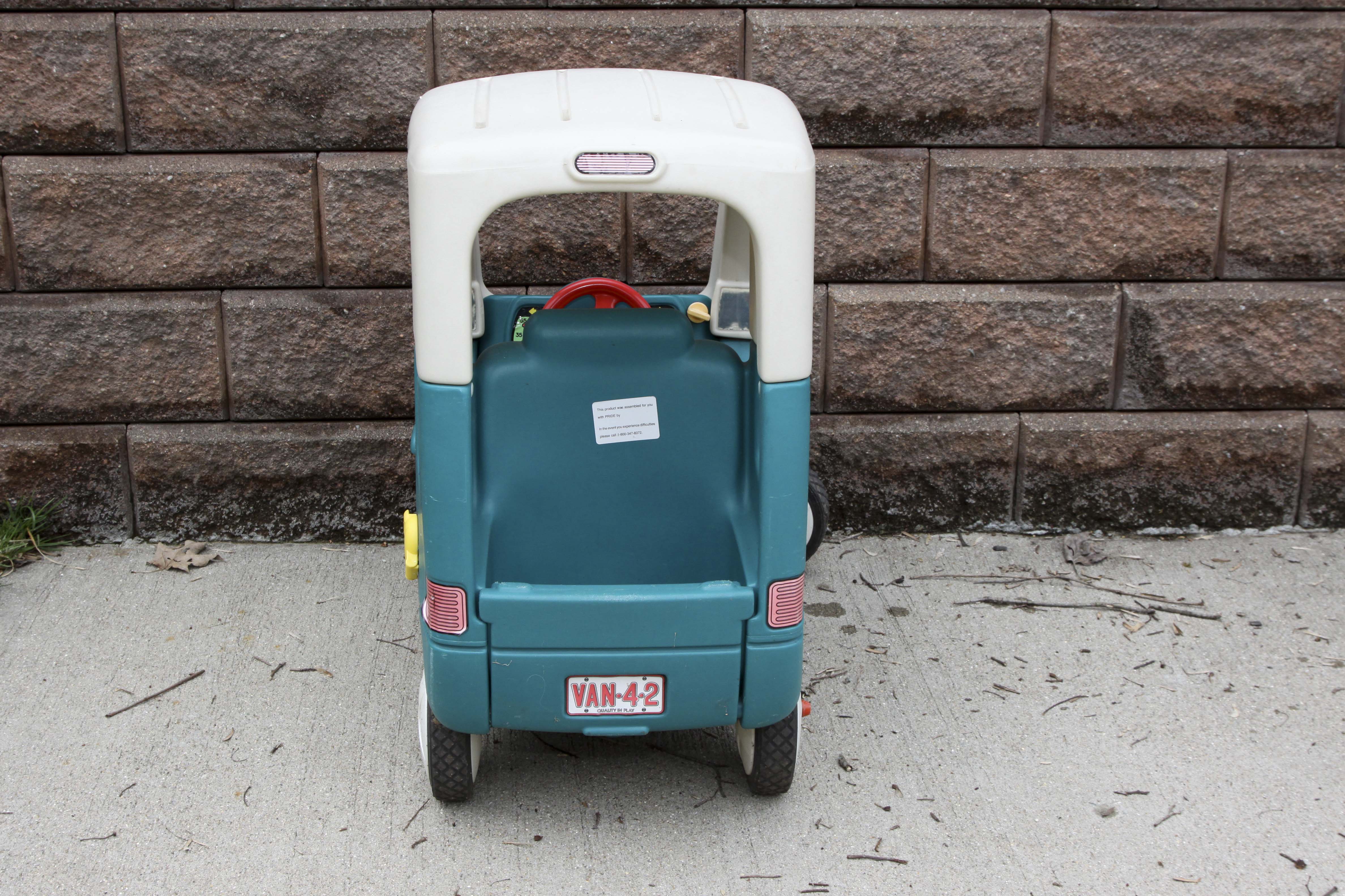 Radio Flyer Wagon and Step2 Child's Play Car