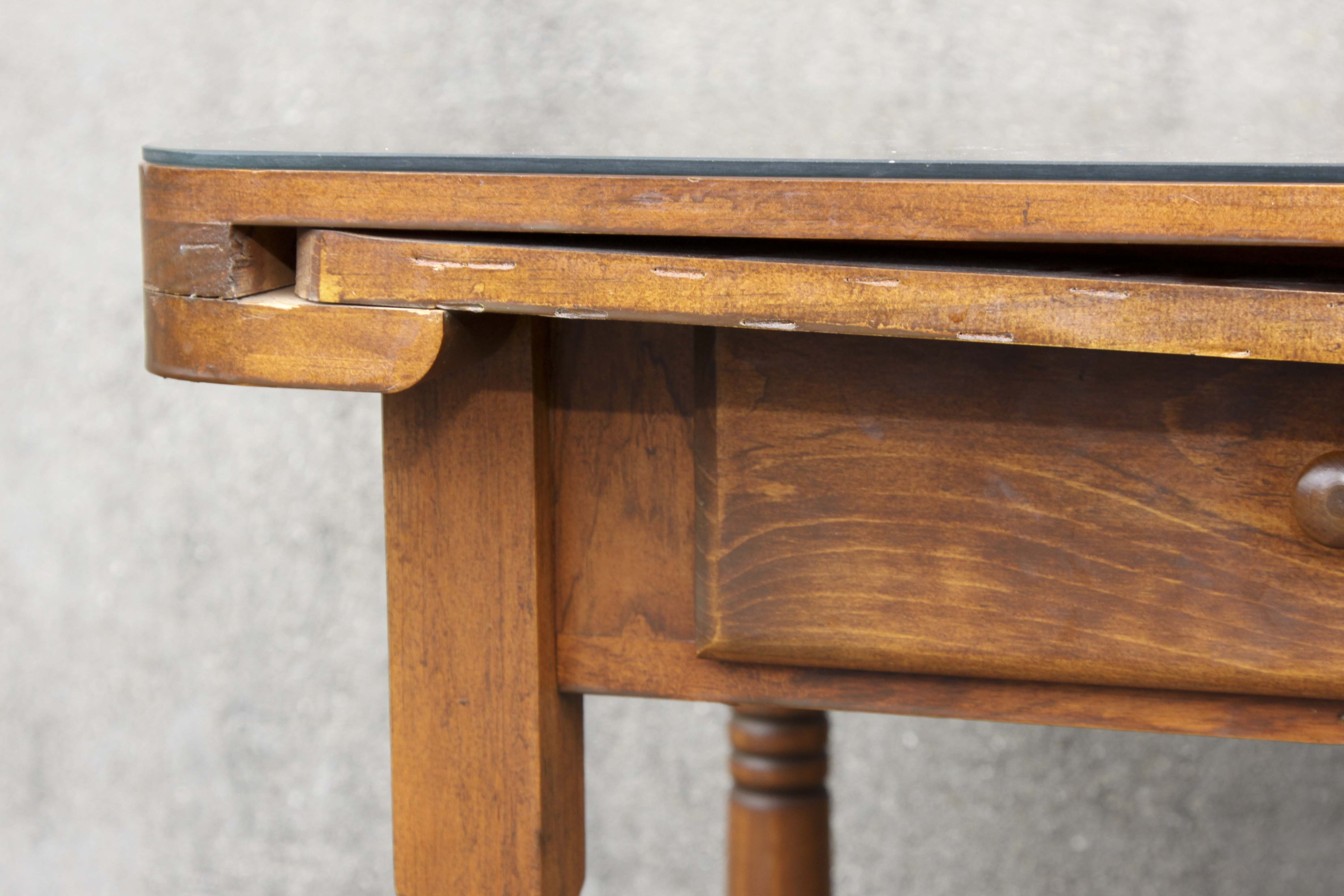 Vintage Wooden Vanity