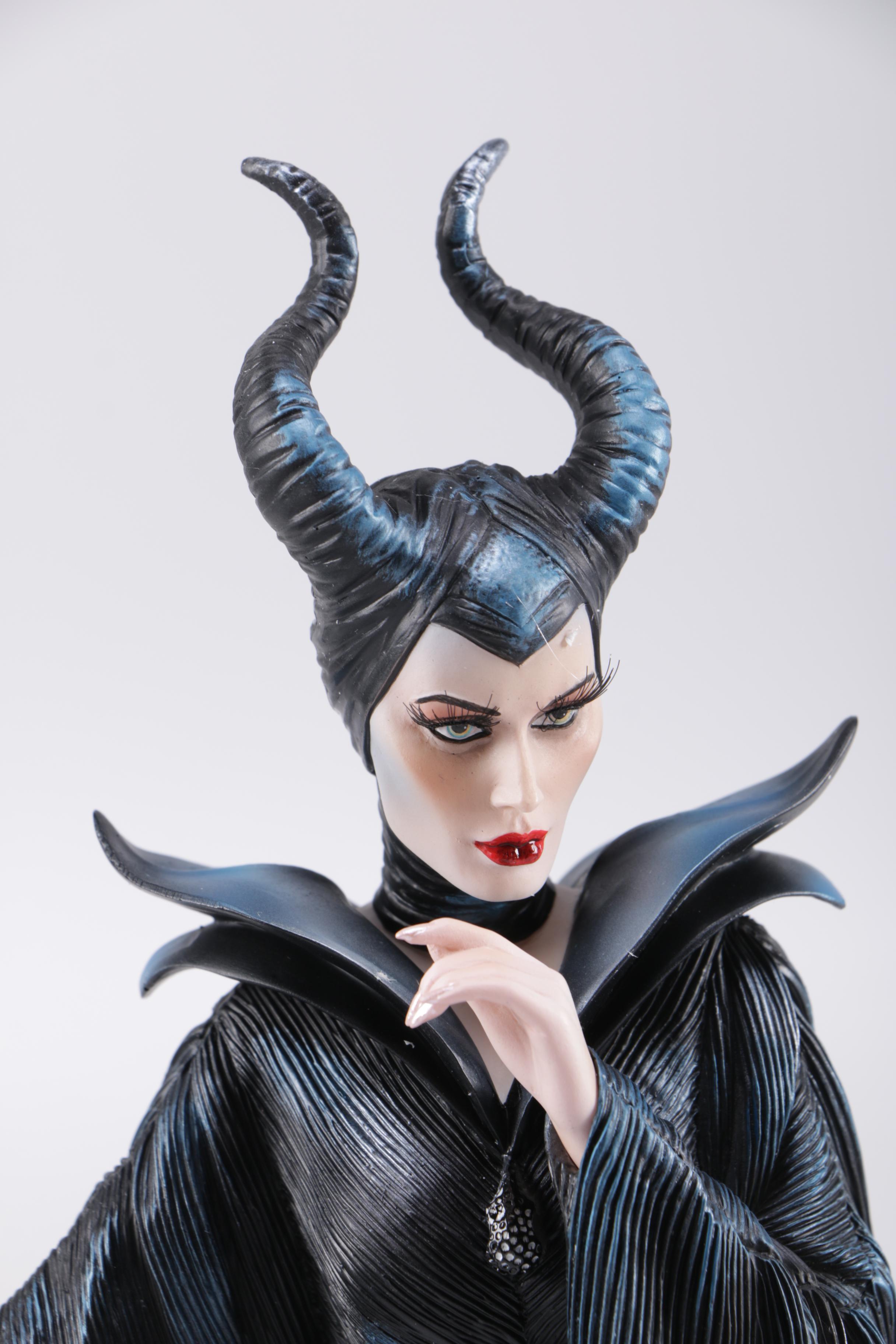 Disney Showcase Couture de Force Figurines