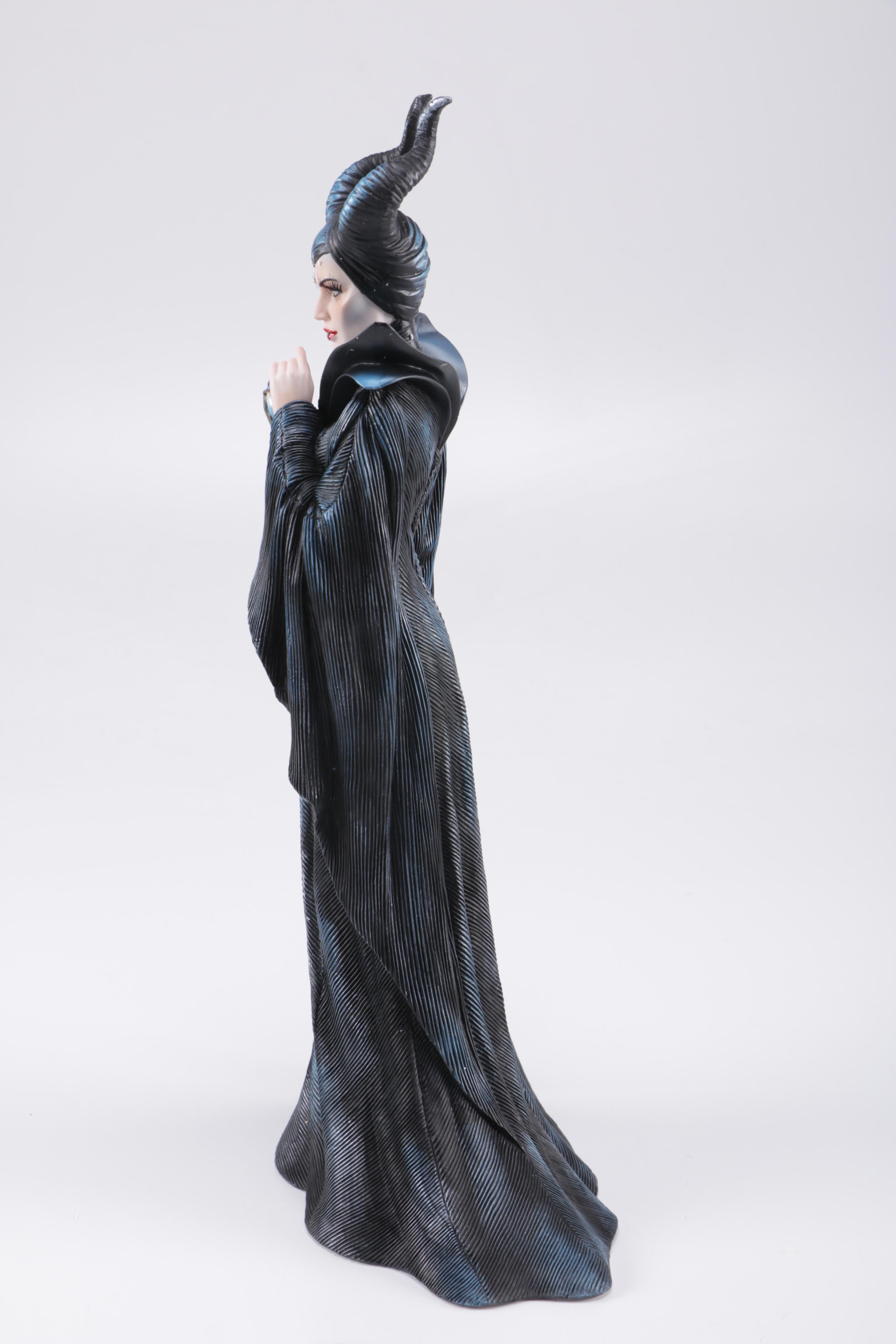 Disney Showcase Couture de Force Figurines