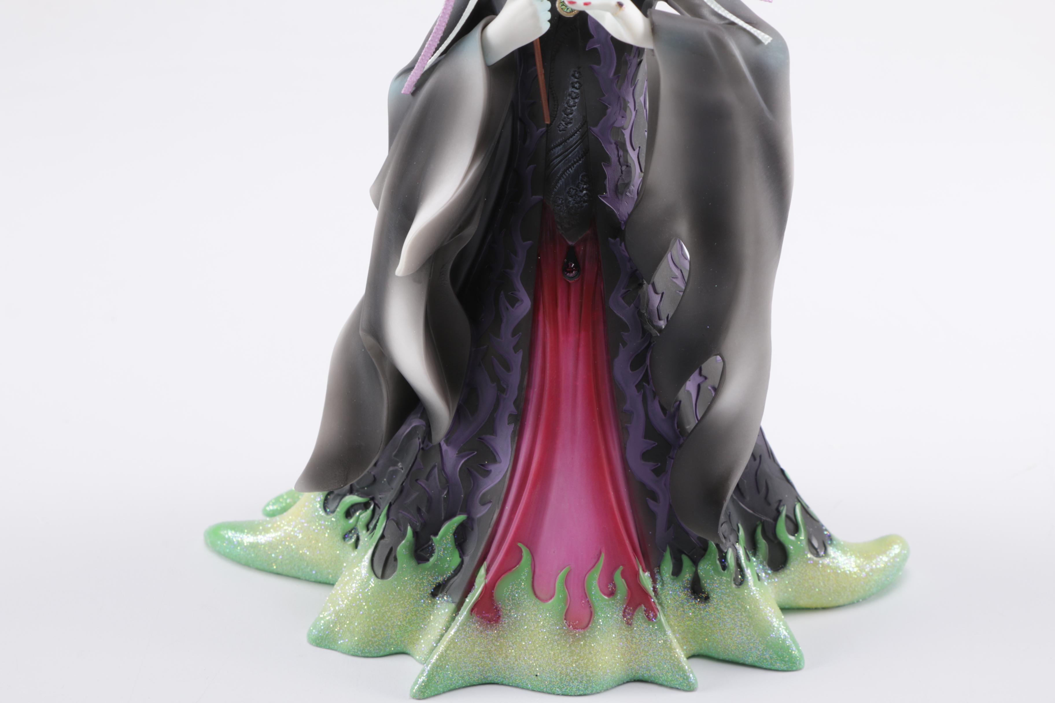 Disney Showcase Couture de Force Figurines