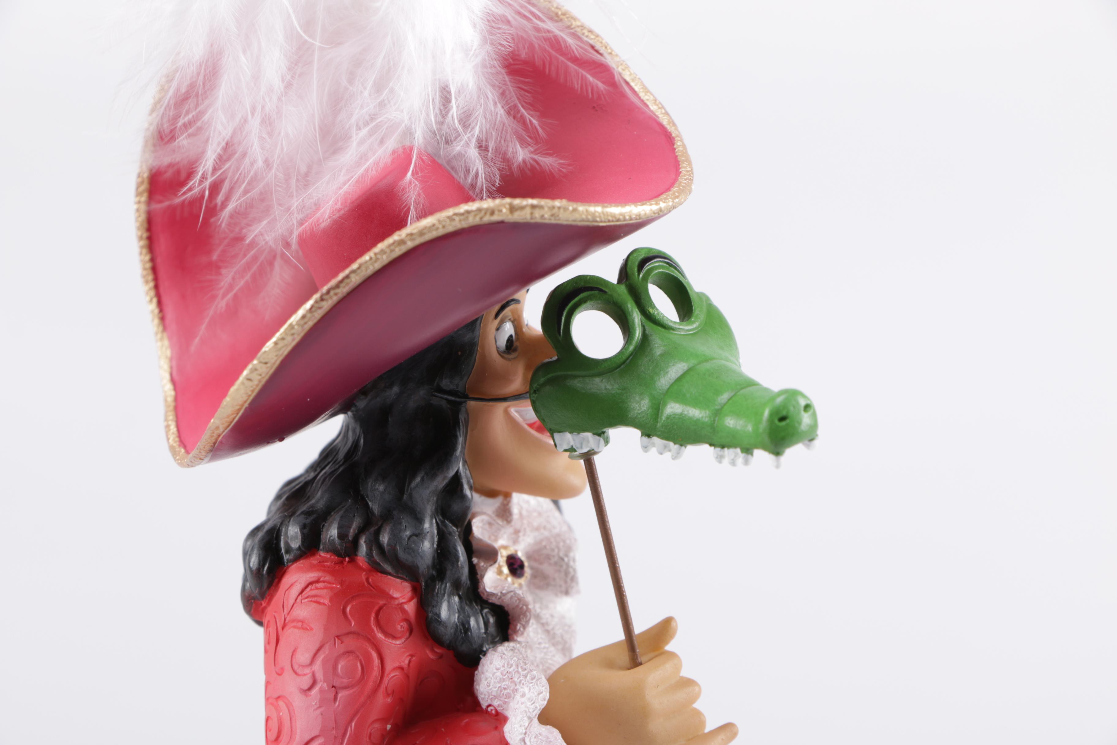 Disney Showcase Couture de Force Figurines