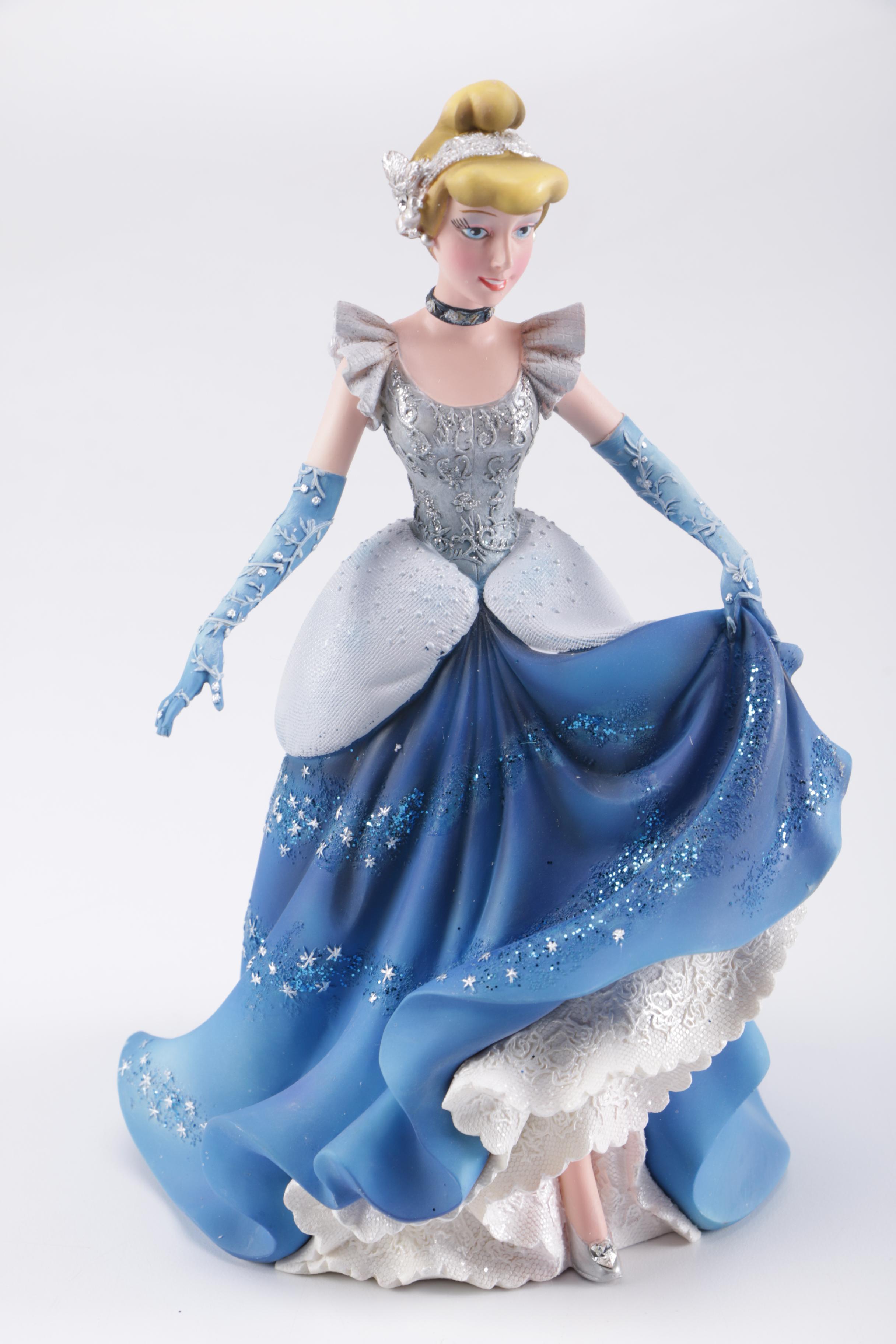 Disney Showcase Couture de Force Figurines