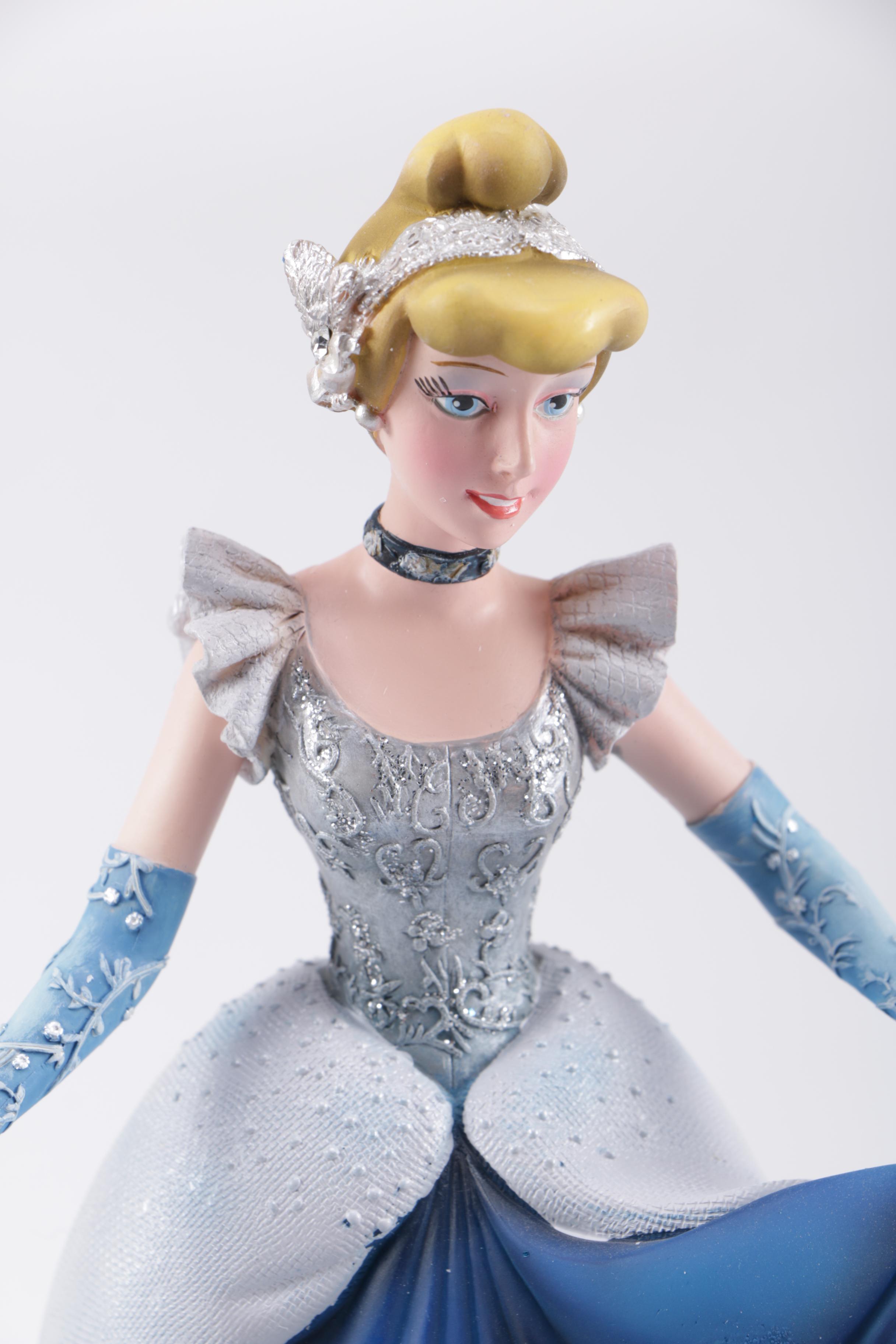 Disney Showcase Couture de Force Figurines