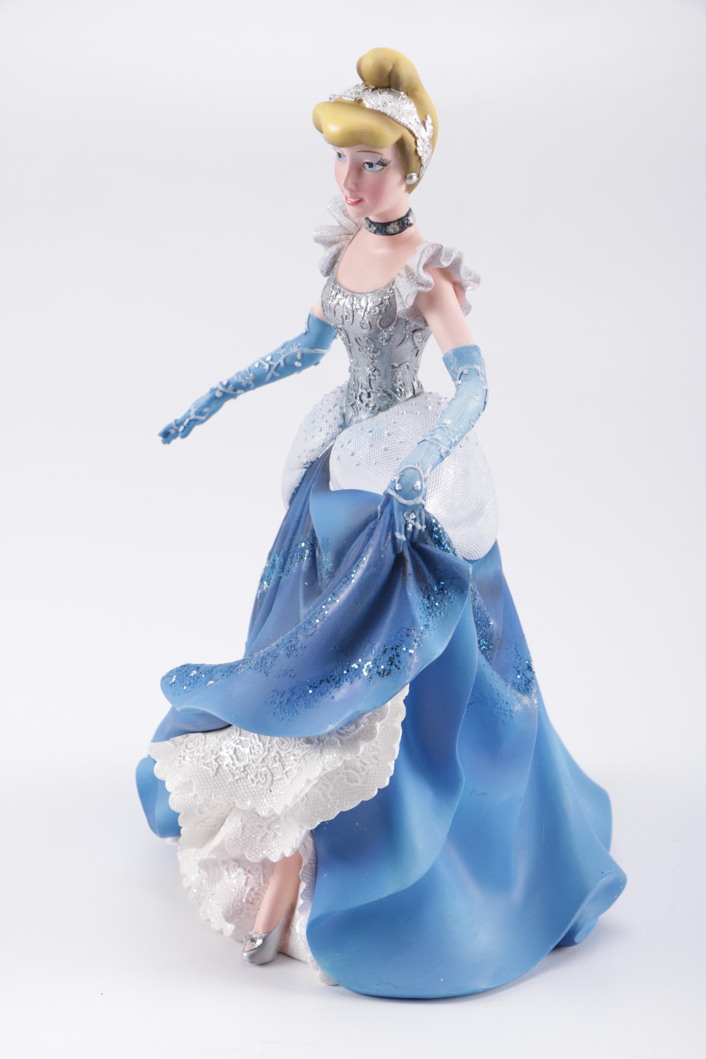 Disney Showcase Couture de Force Figurines