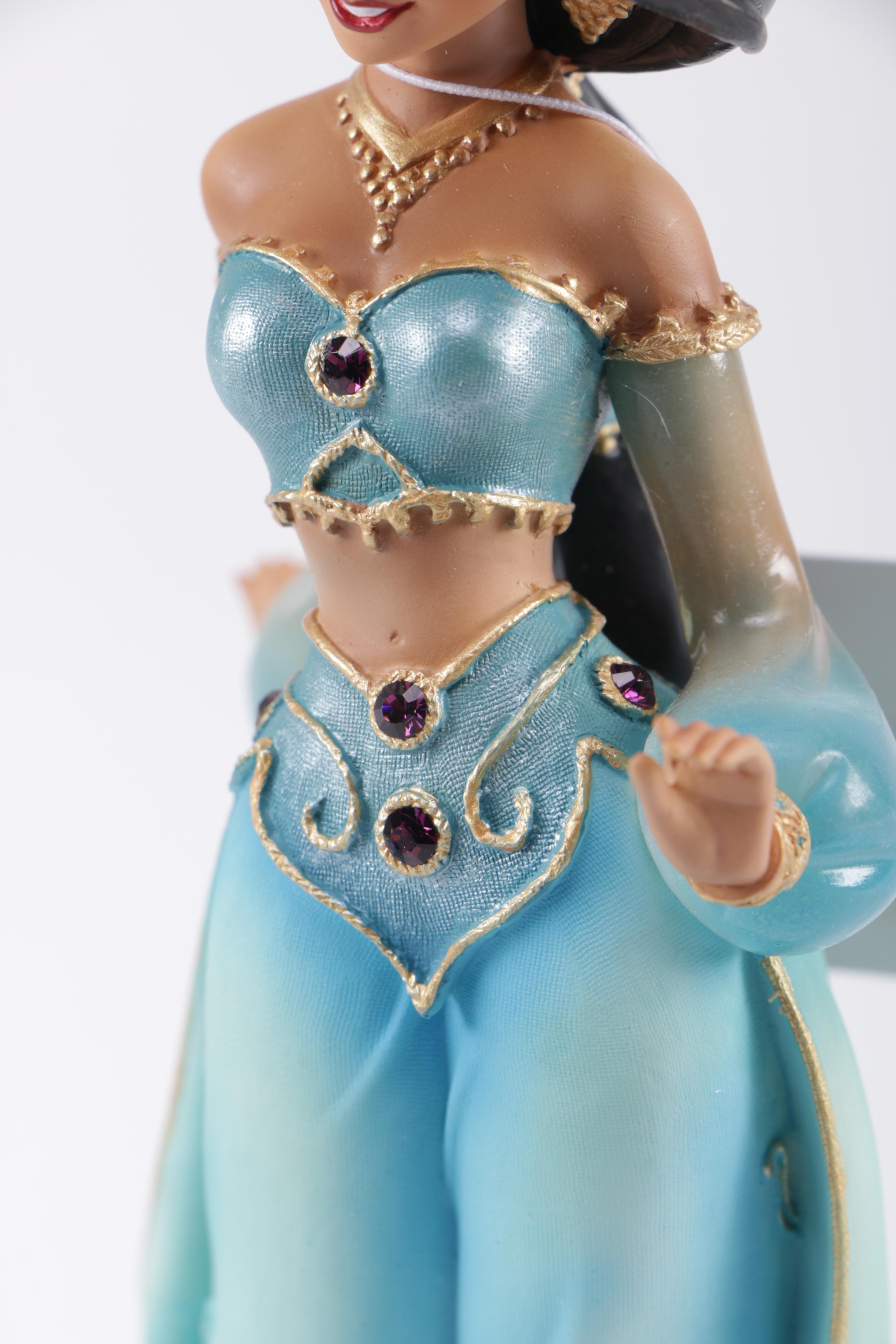 Disney Showcase Couture de Force Figurines