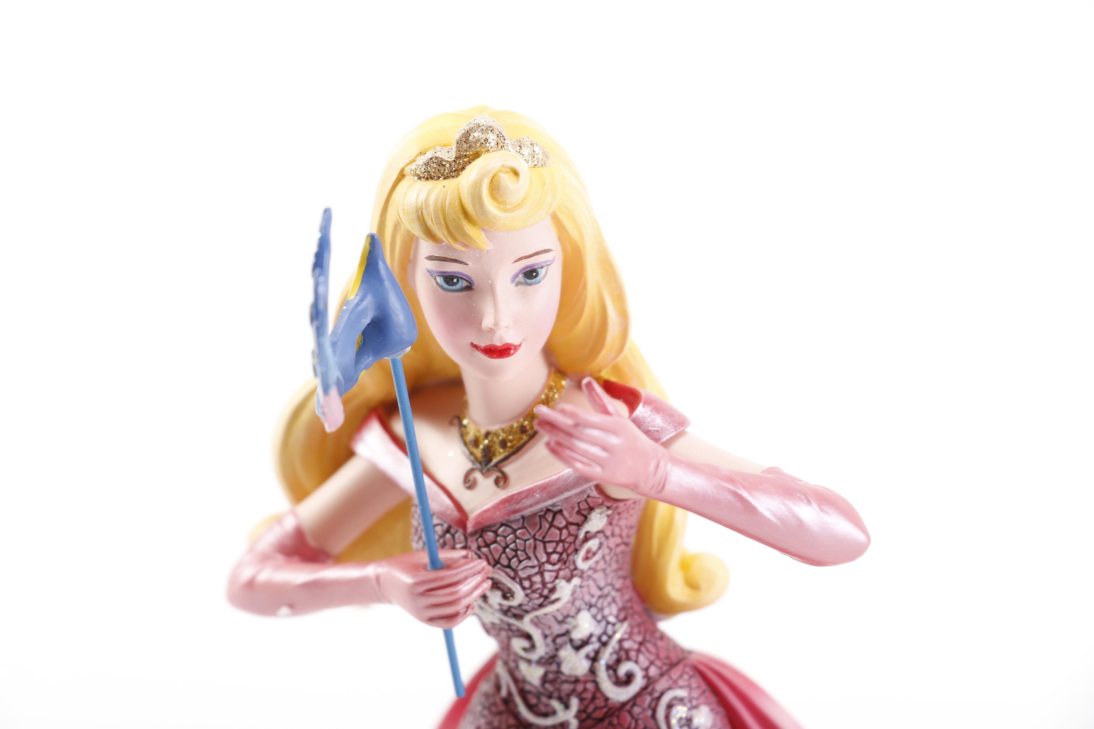 Disney Showcase "Couture de Force" Figurines