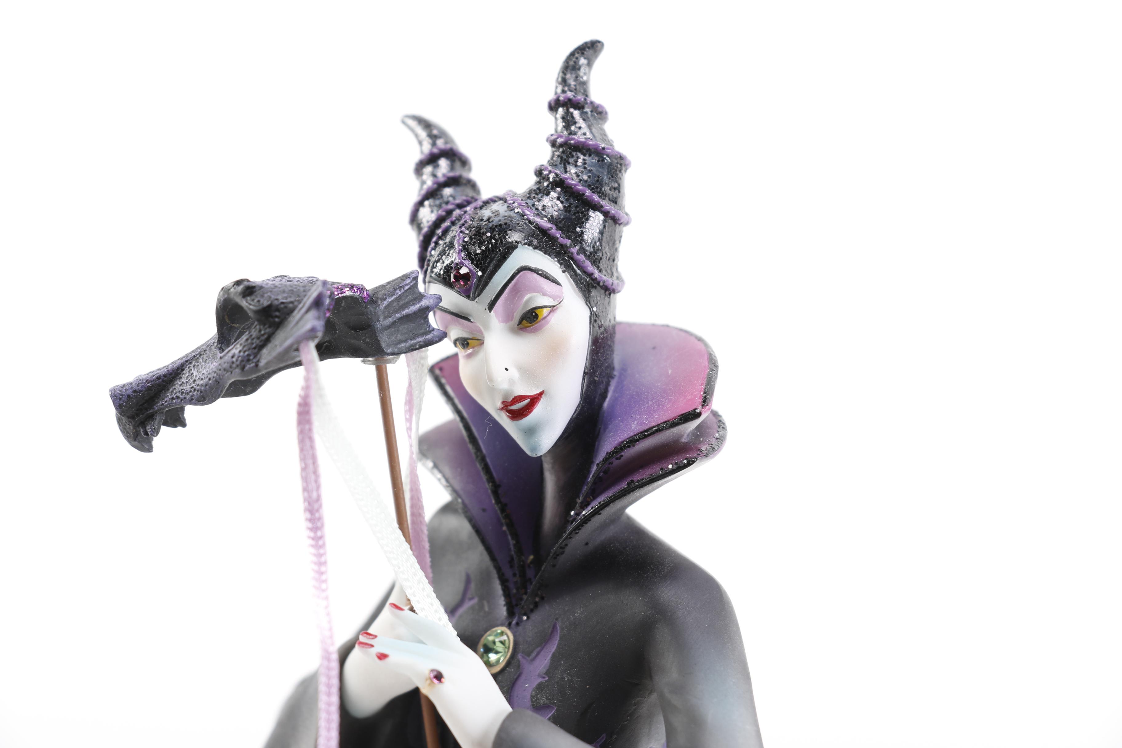 Disney Showcase "Couture de Force" Figurines
