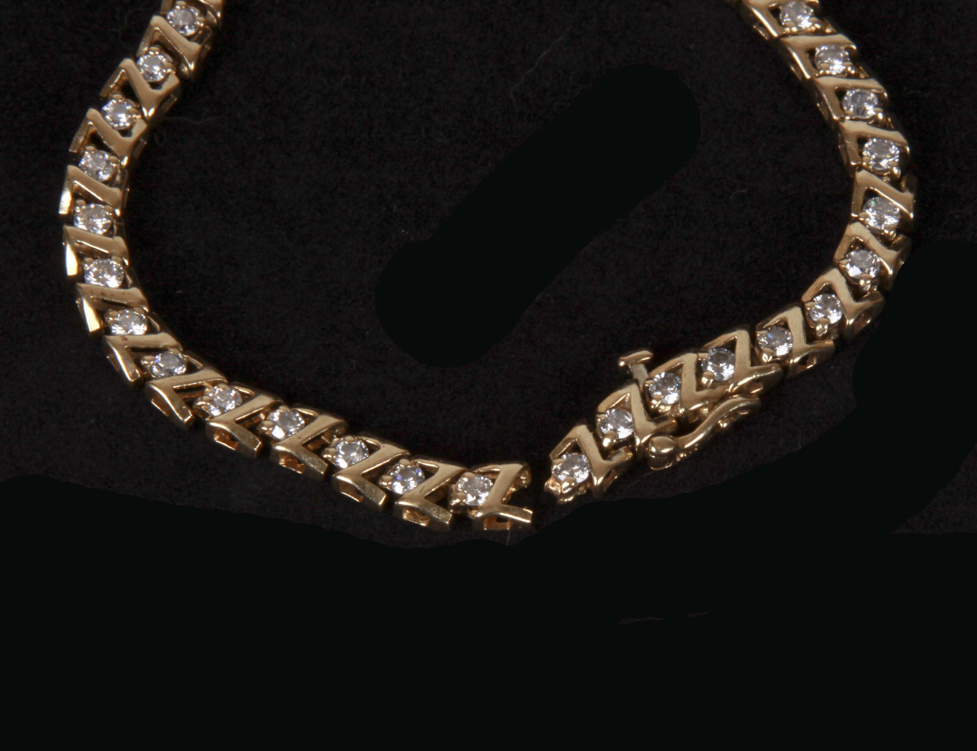 Damaged 14K Yellow Gold Diamond Bracelet