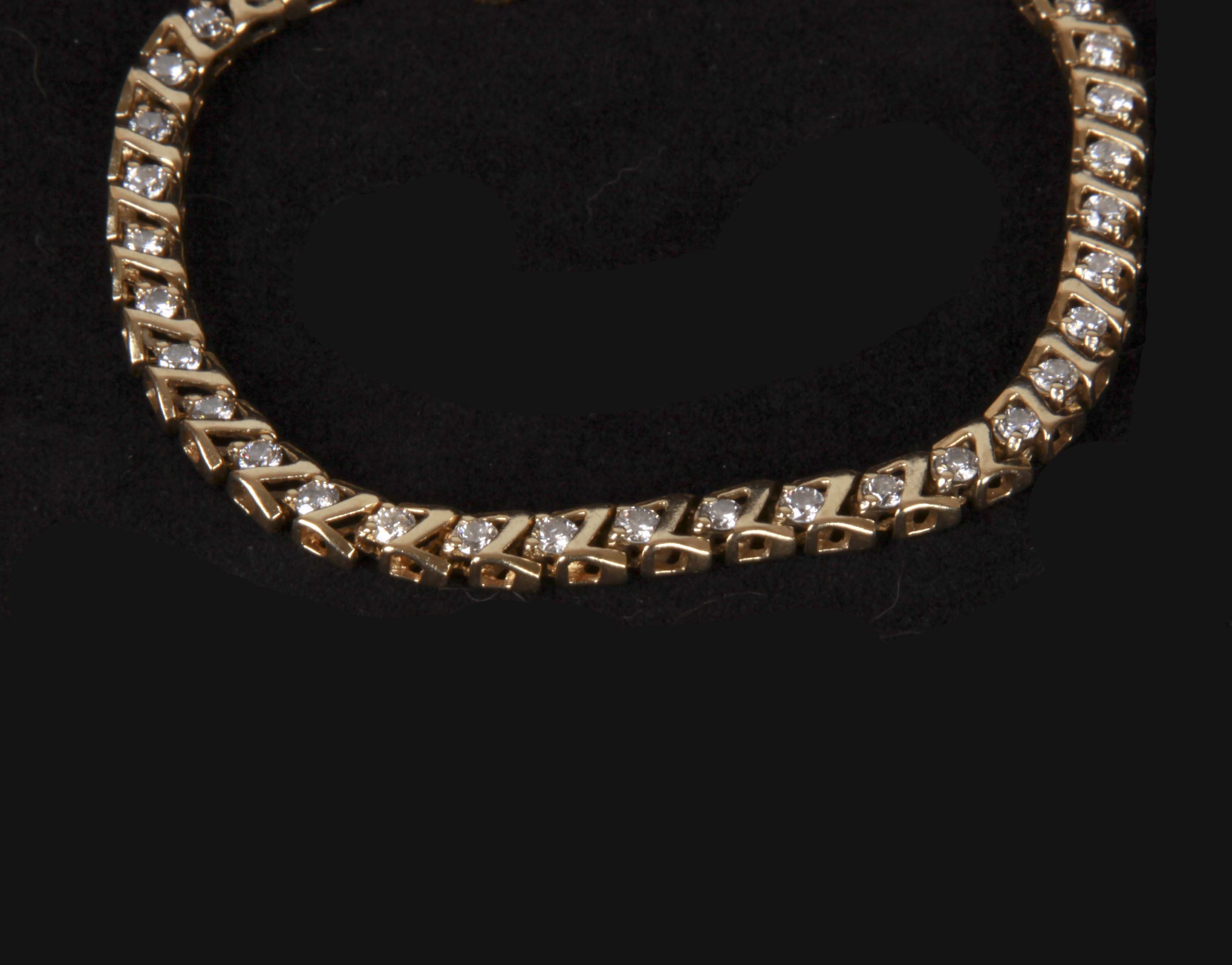Damaged 14K Yellow Gold Diamond Bracelet