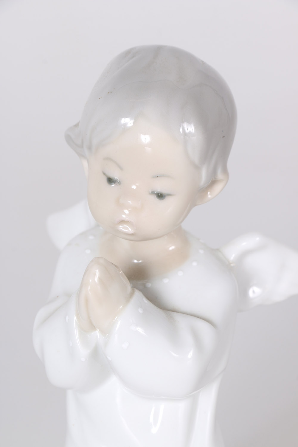 Lladró "Angel Praying" Porcelain Figurine