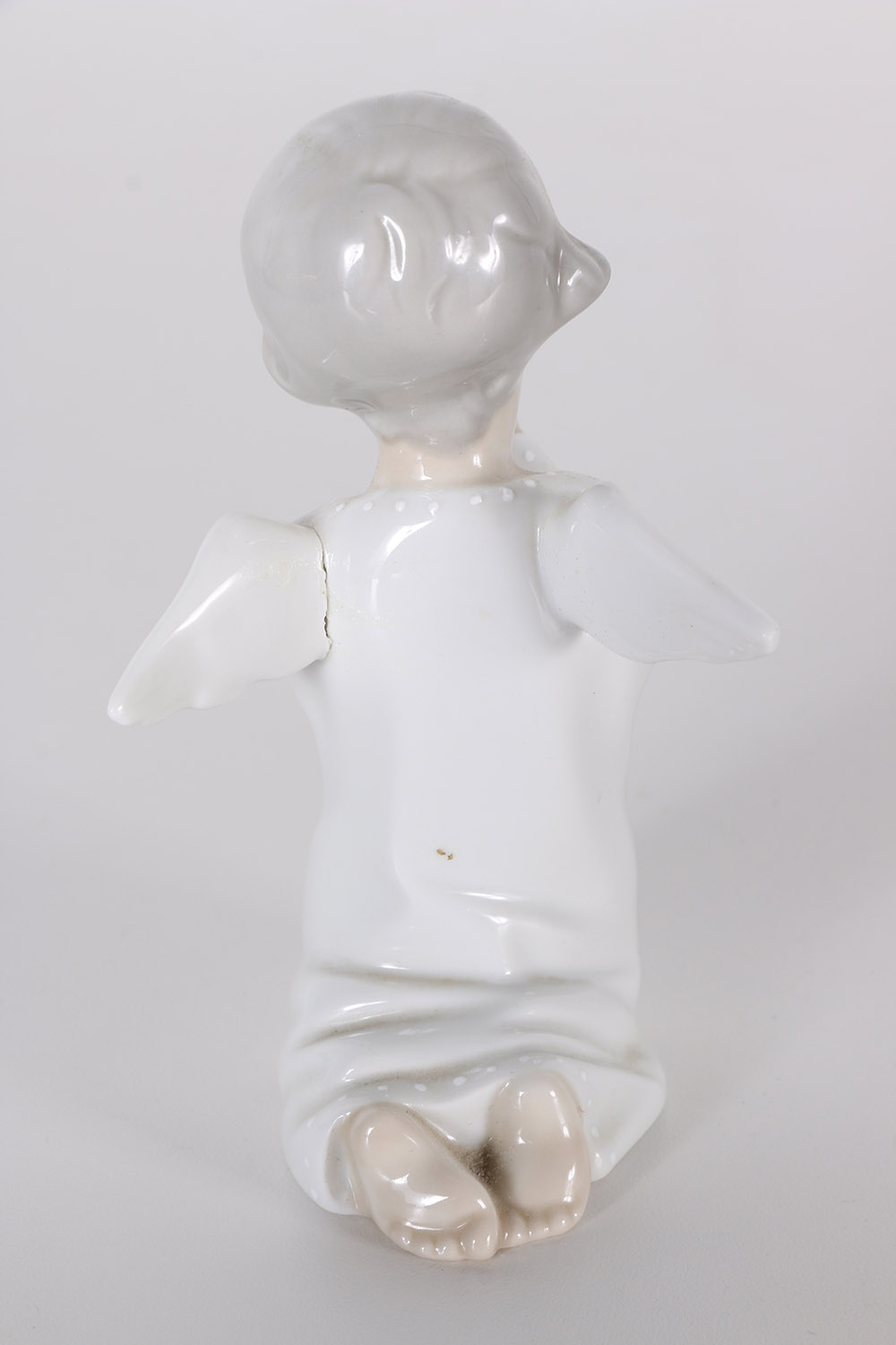 Lladró "Angel Praying" Porcelain Figurine