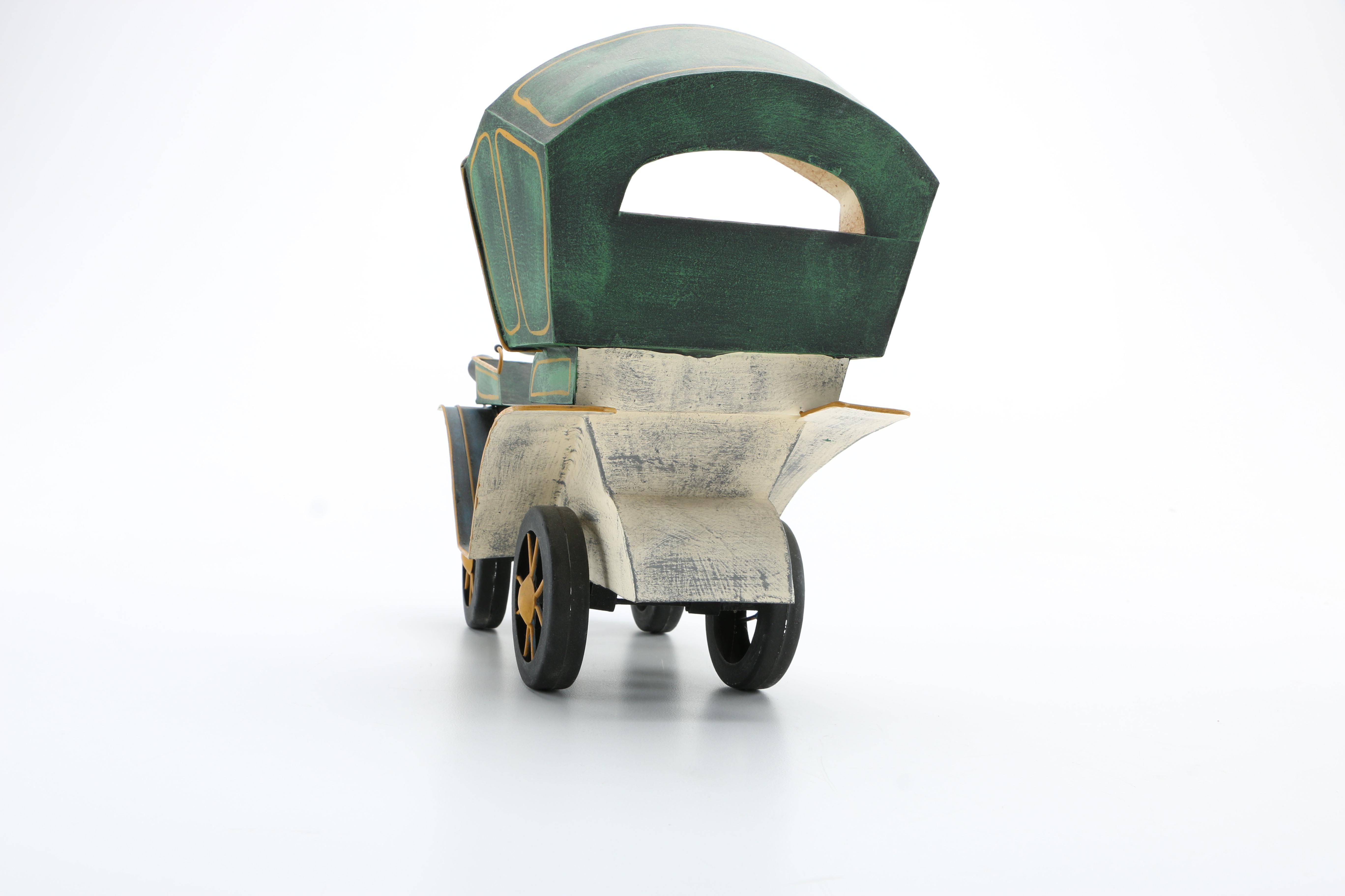 Popular Imports Figurines