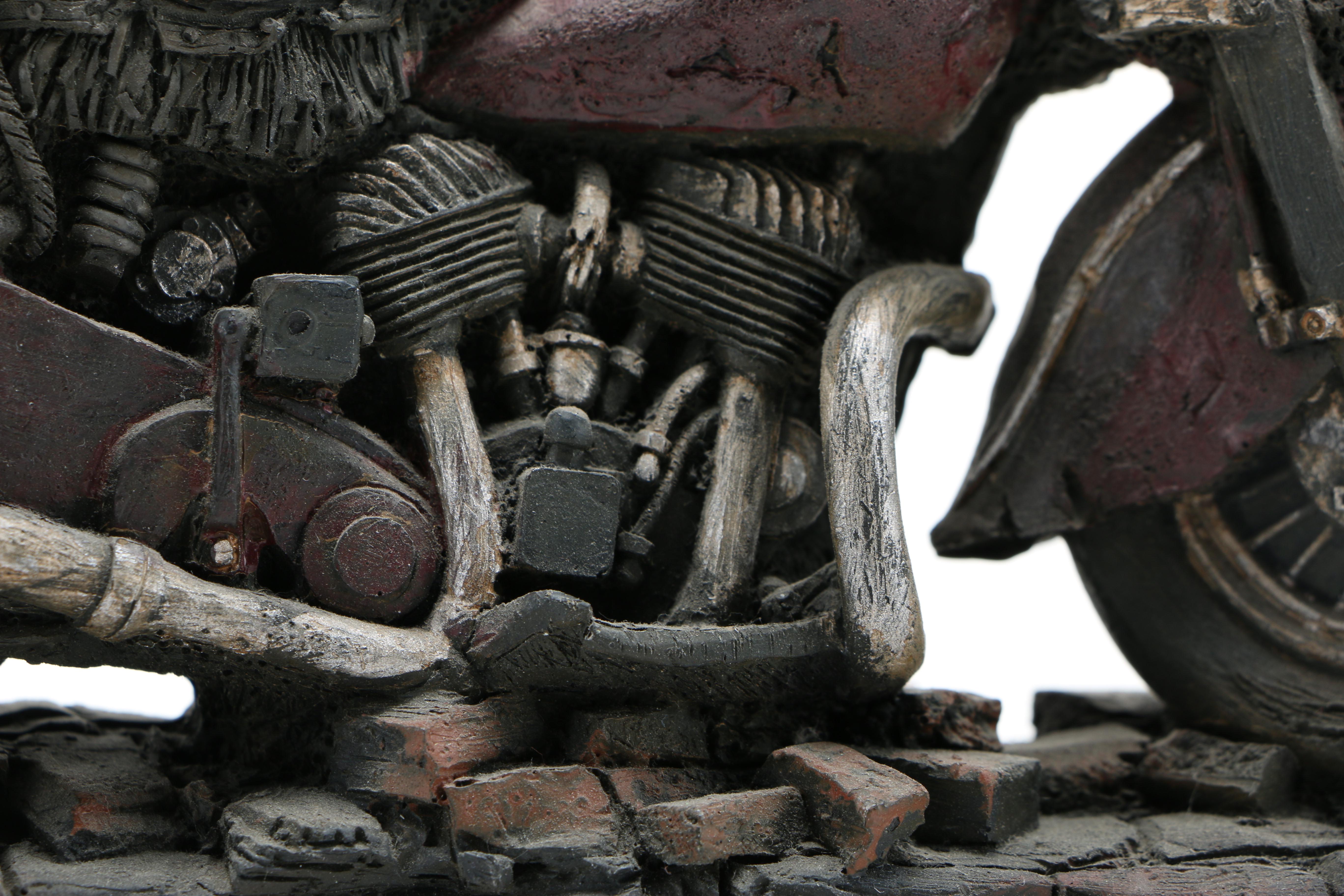 Popular Imports Figurines