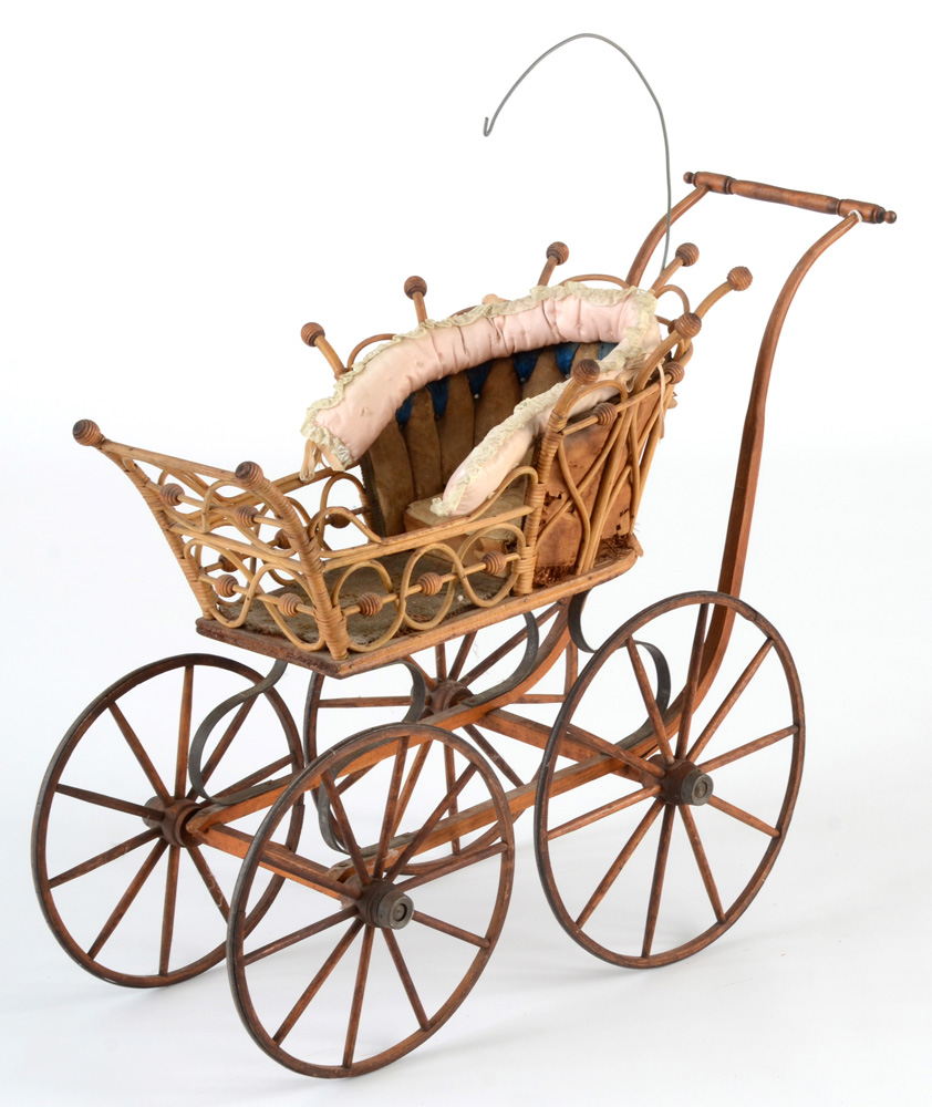 Victorian Wicker Baby Stoller