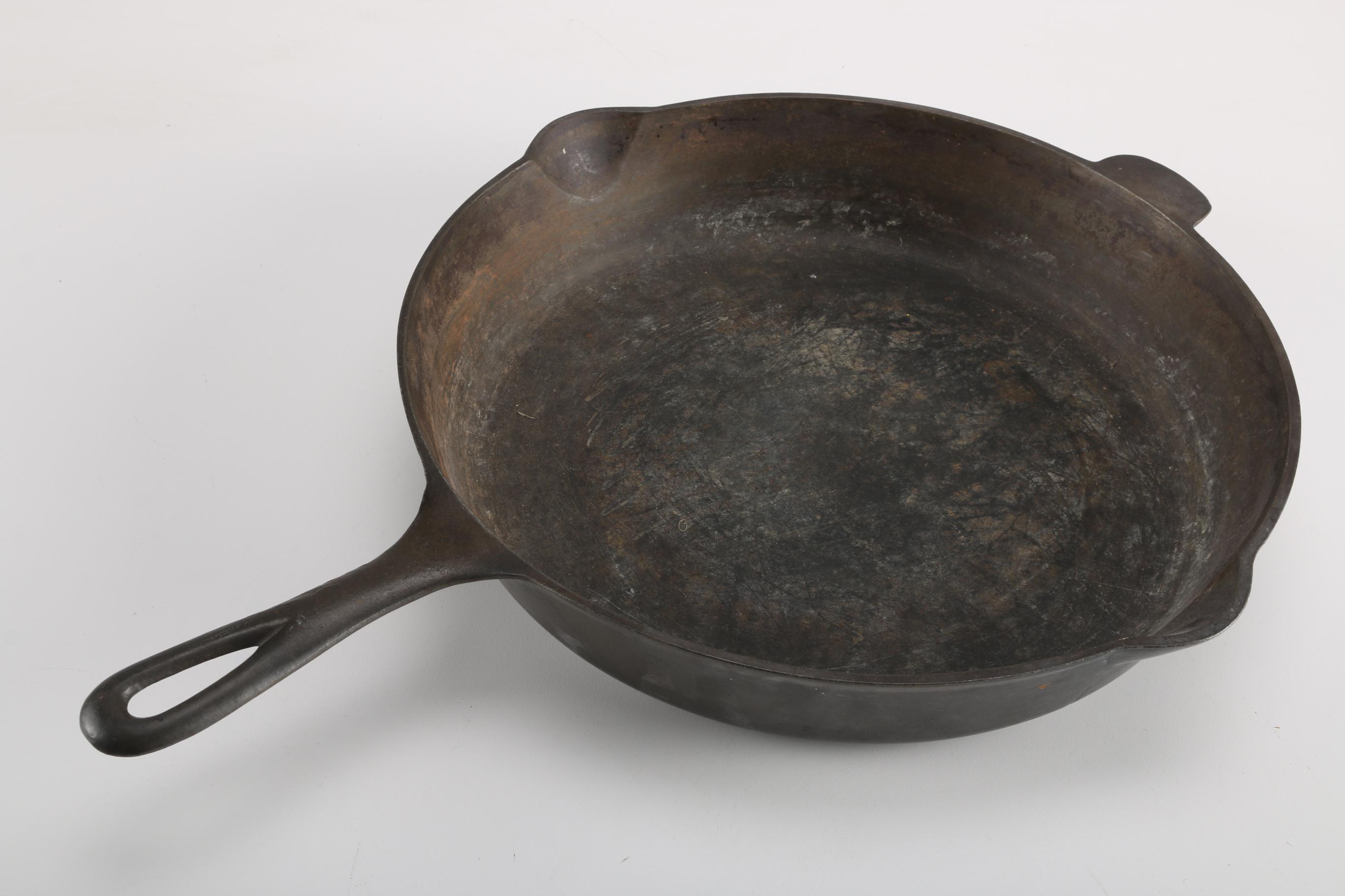 Cast Iron Skillets Featuring Griswold
