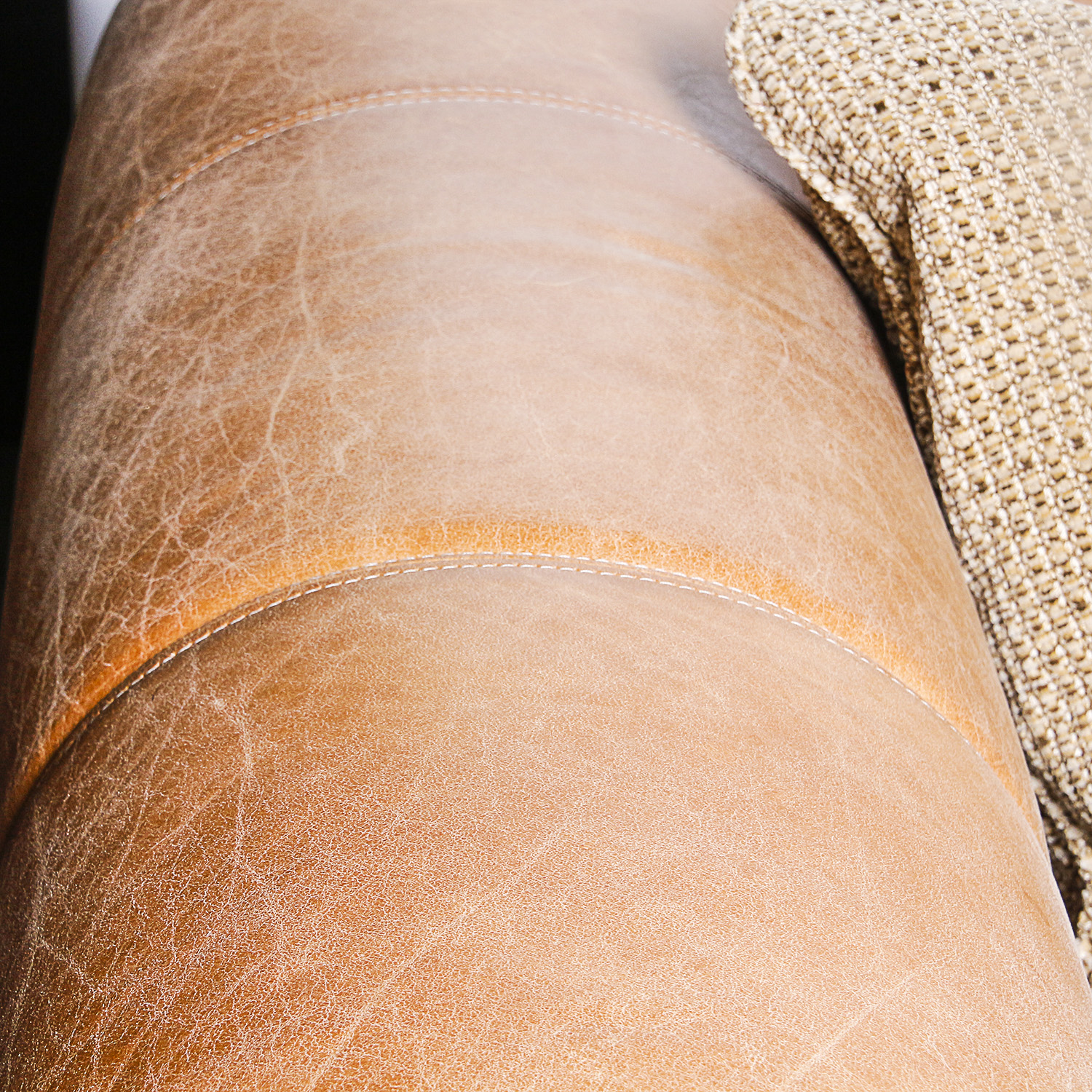 Darren Henault Leather Sofa With Upholstered Cushion And Throw Pillows