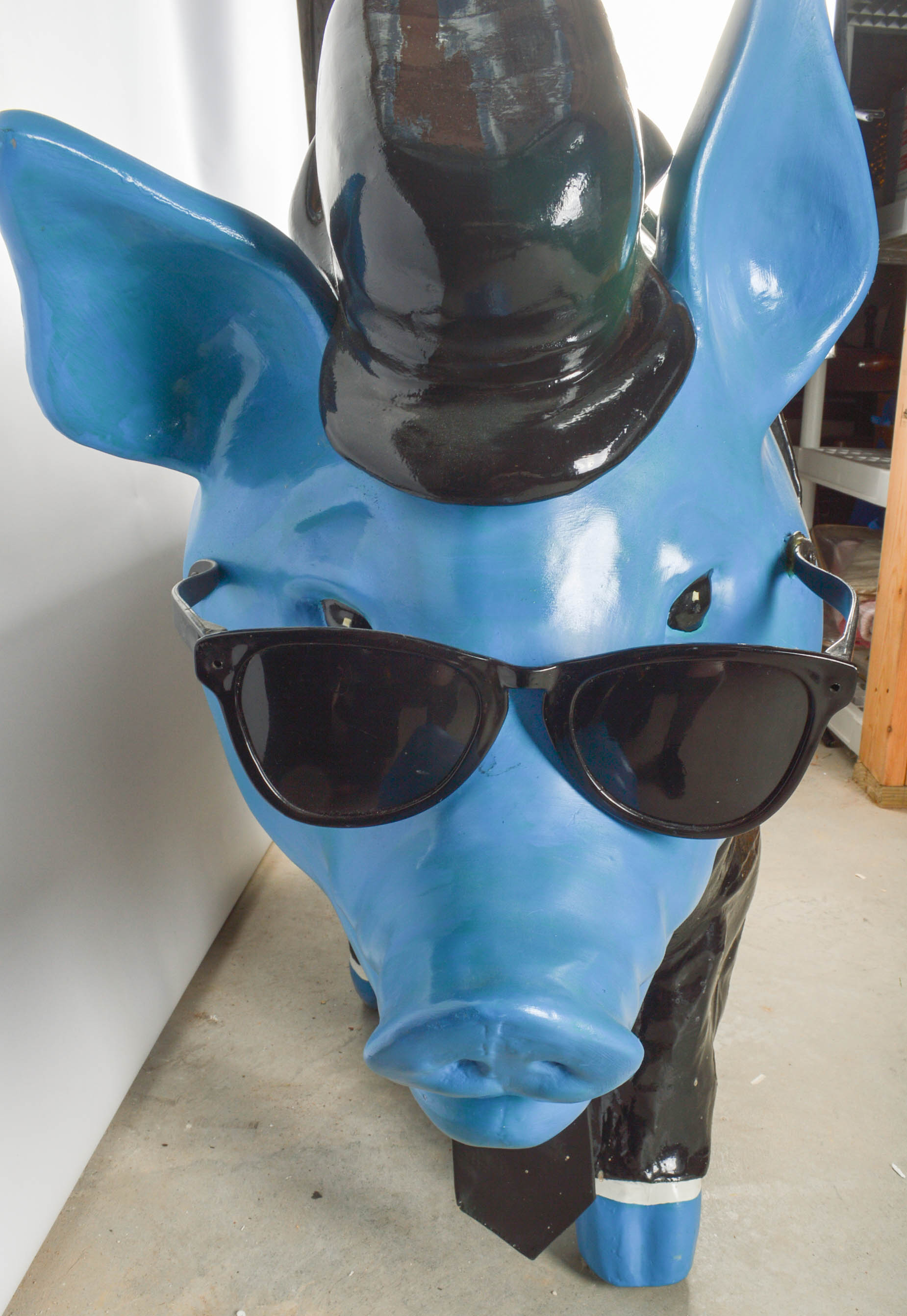 Cincinnati's "Big Pig Gig" Pig Sculpture "Get The Blues" Pig