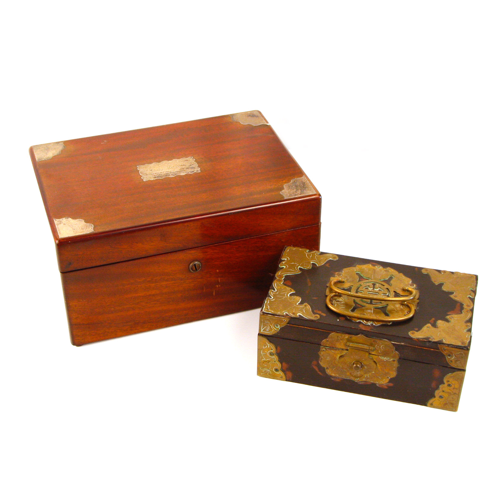 Pairing of Hinged Wooden Boxes
