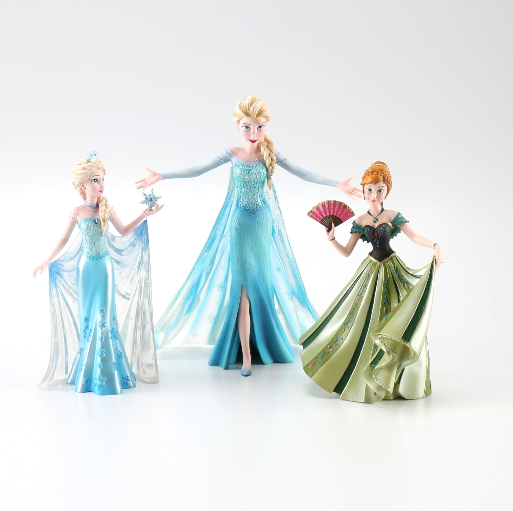 Anna and Elsa Figurines From "Frozen"