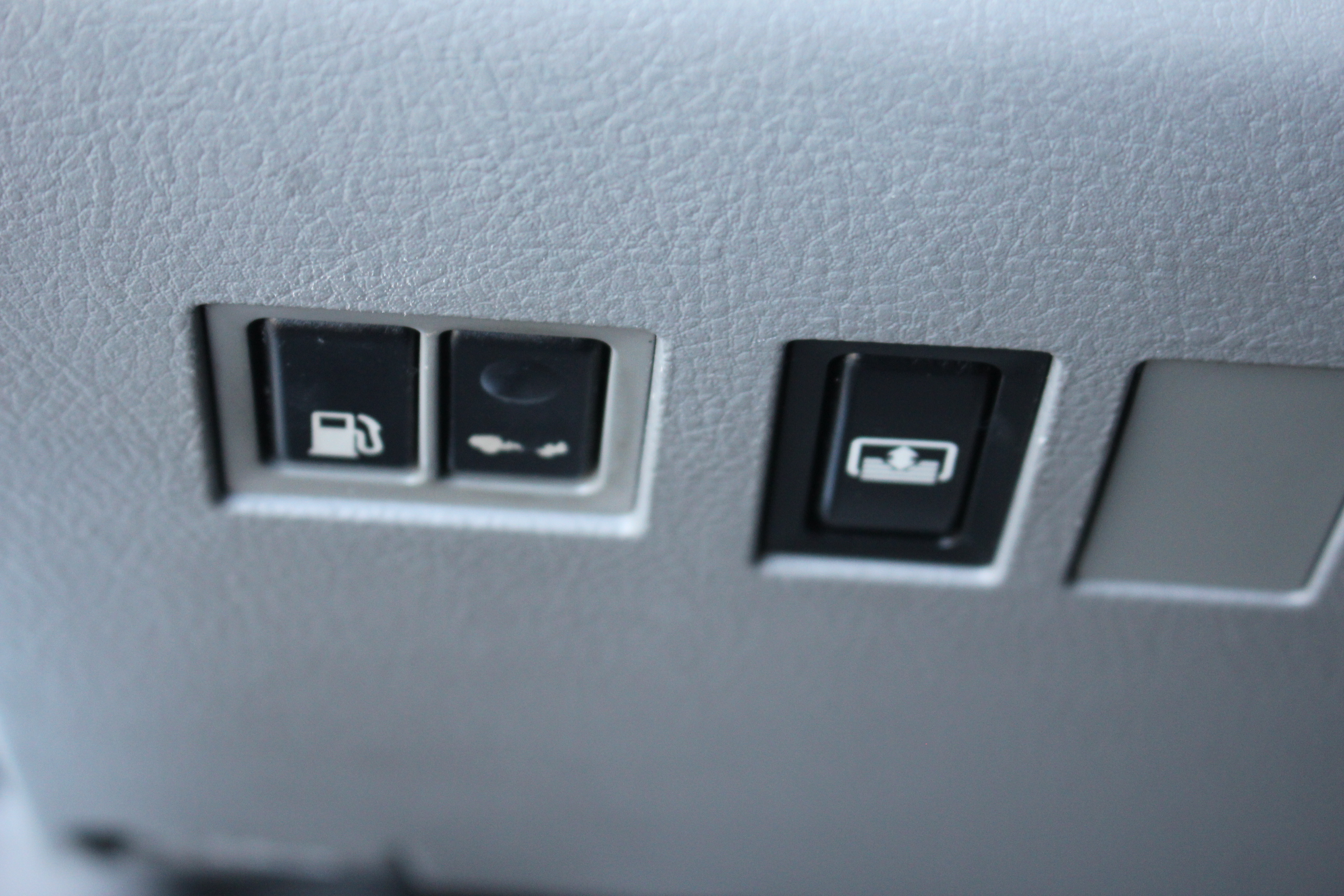 2006 Light Blue Toyota Avalon Sedan