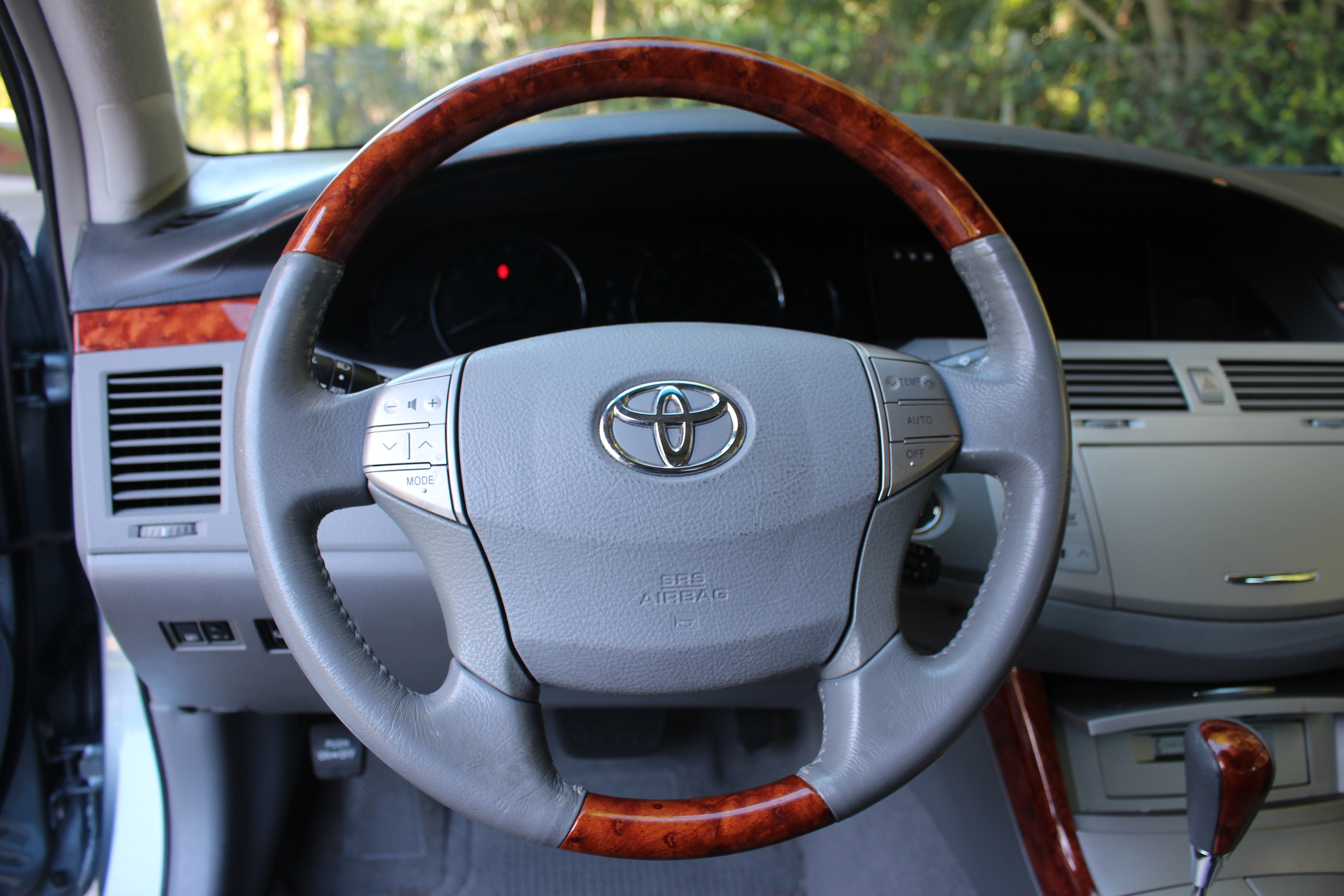 2006 Light Blue Toyota Avalon Sedan