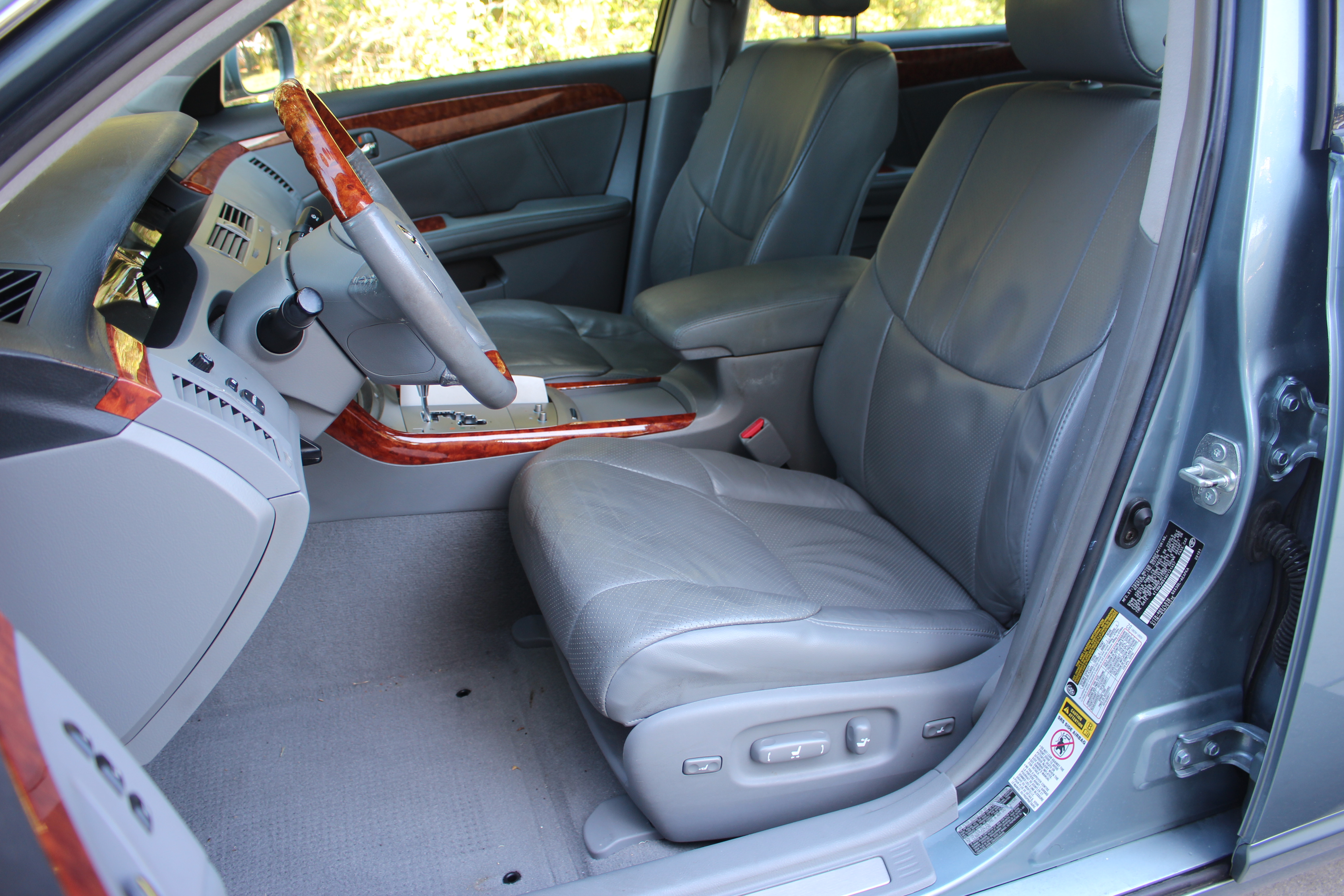 2006 Light Blue Toyota Avalon Sedan