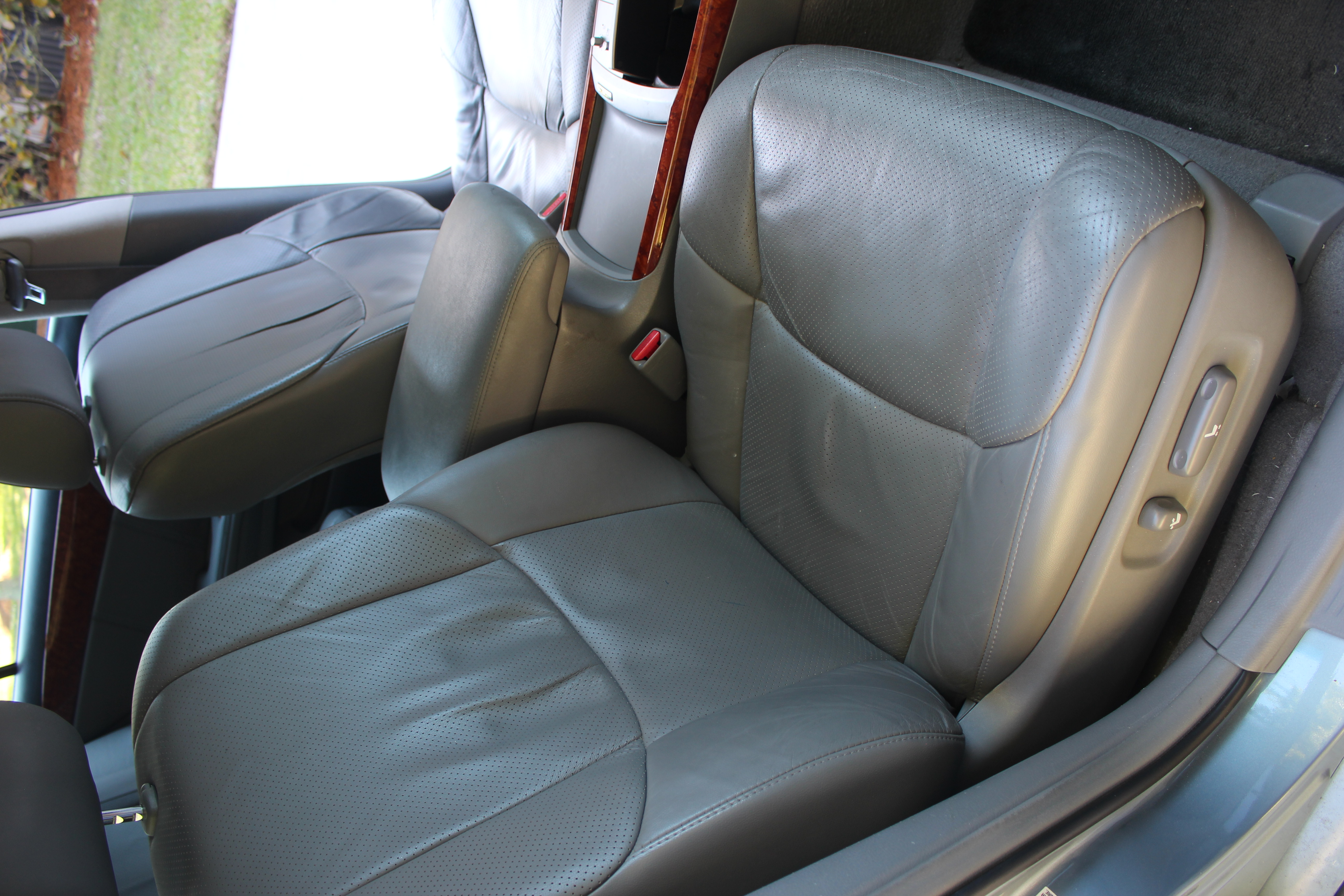 2006 Light Blue Toyota Avalon Sedan