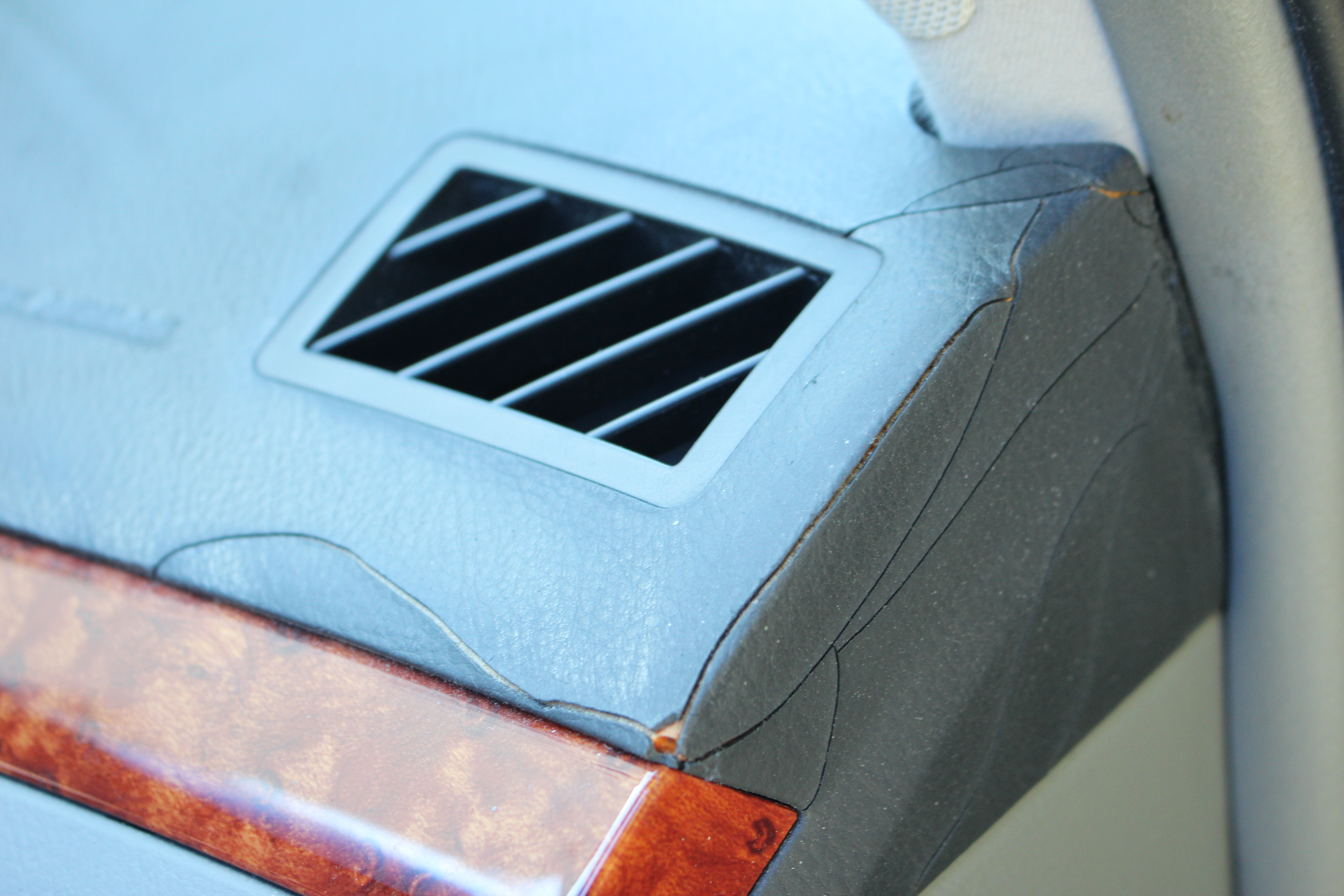 2006 Light Blue Toyota Avalon Sedan