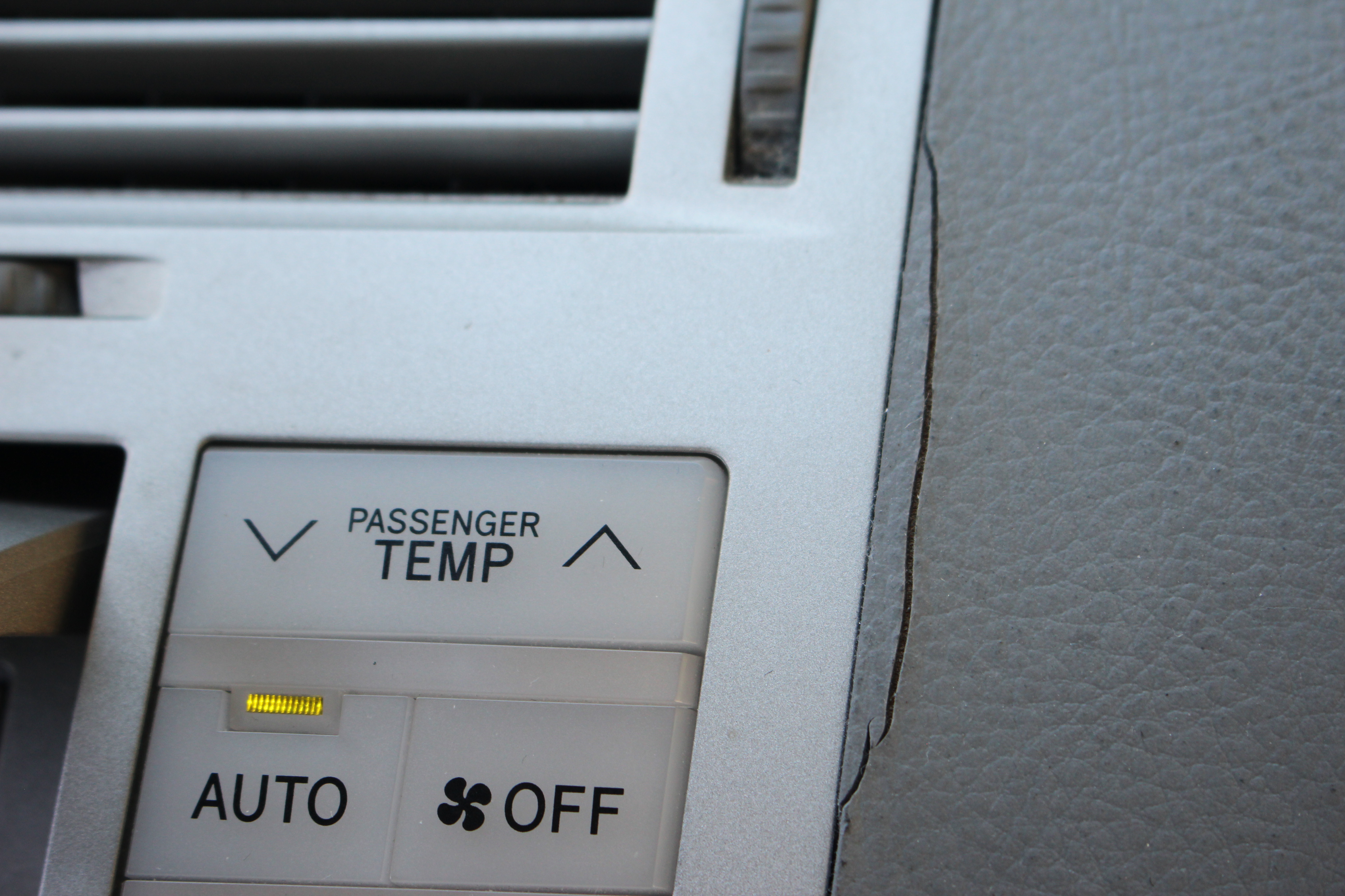 2006 Light Blue Toyota Avalon Sedan