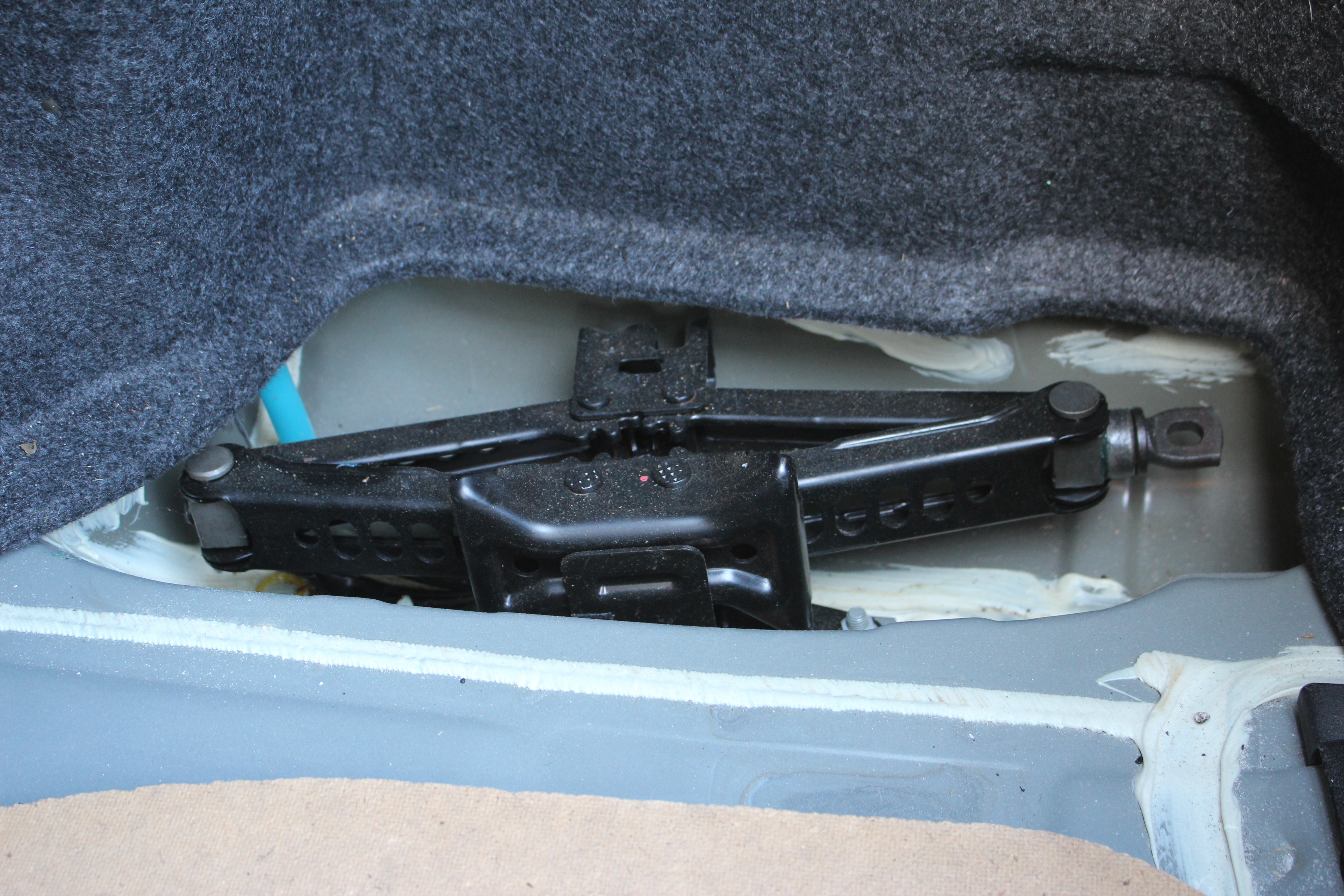 2006 Light Blue Toyota Avalon Sedan