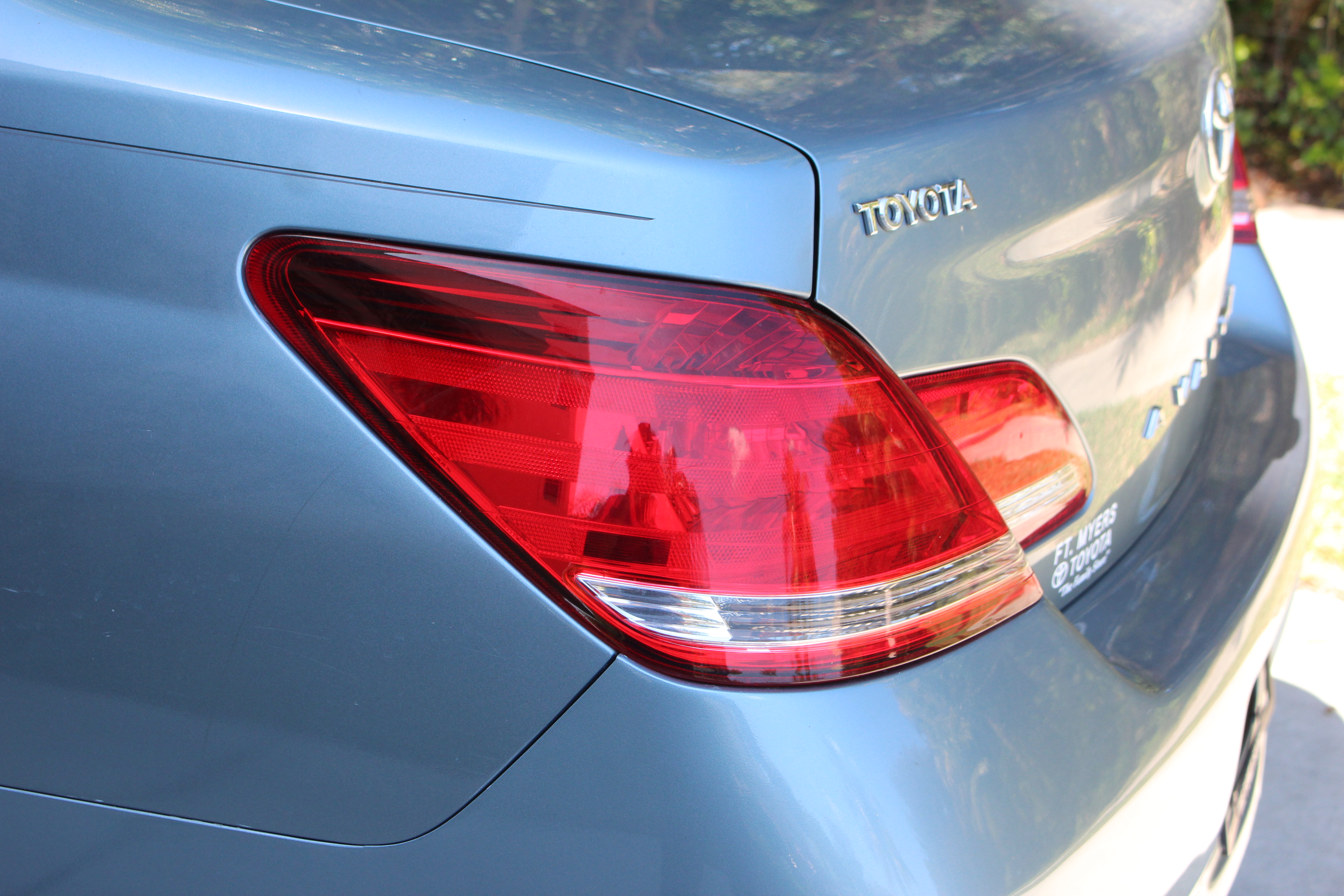 2006 Light Blue Toyota Avalon Sedan