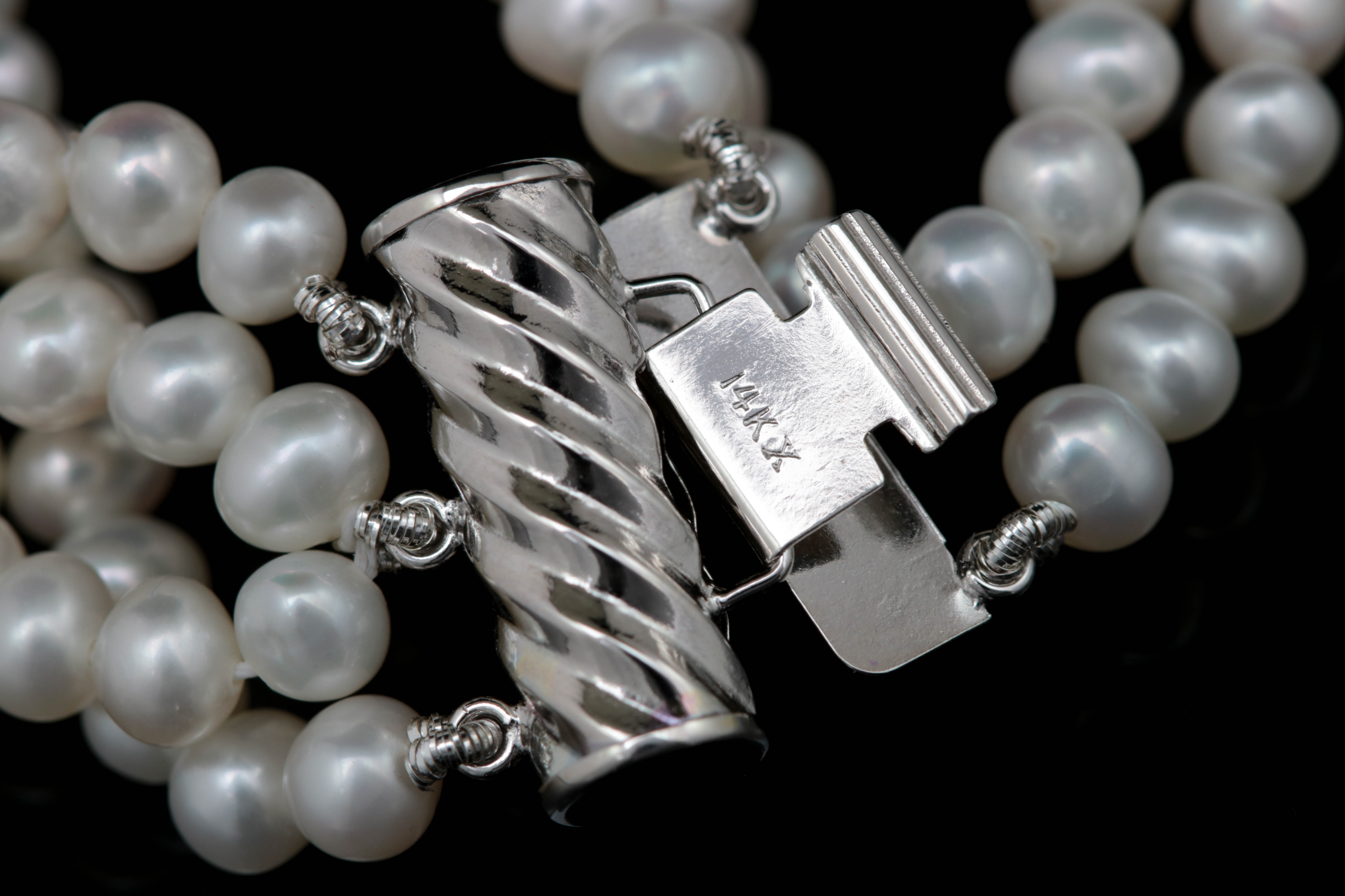 14K White Gold, Dyed Black and White Freshwater Pearl Bracelet