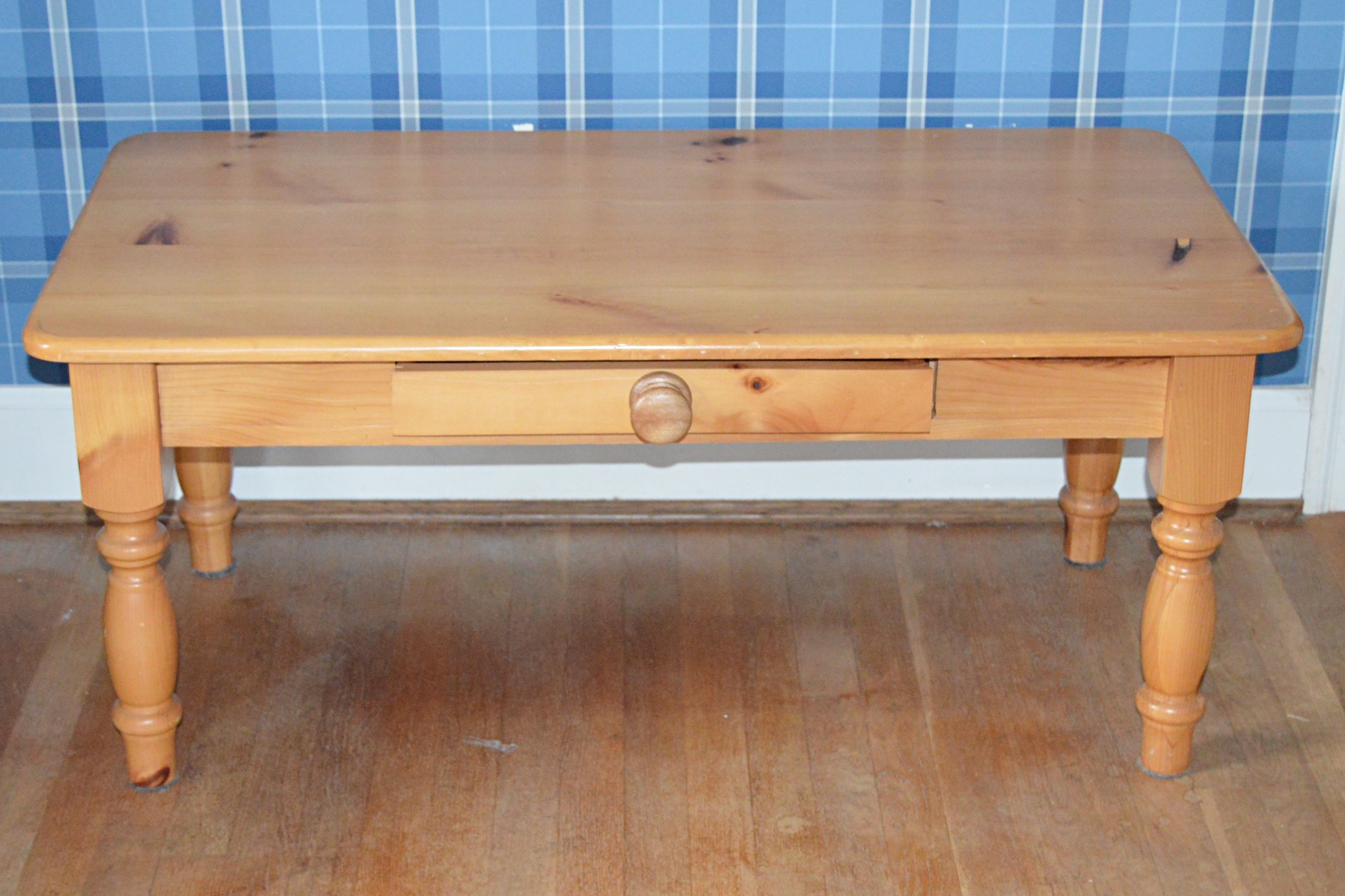 Pine Coffee Table