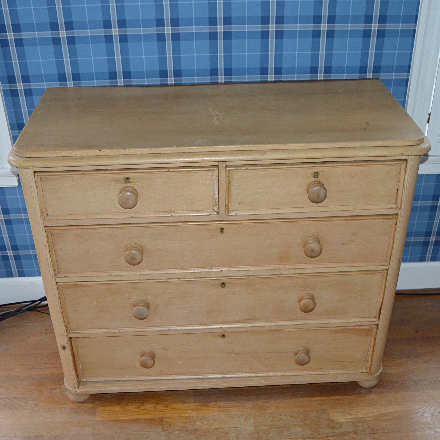 Pine Chest of Drawers