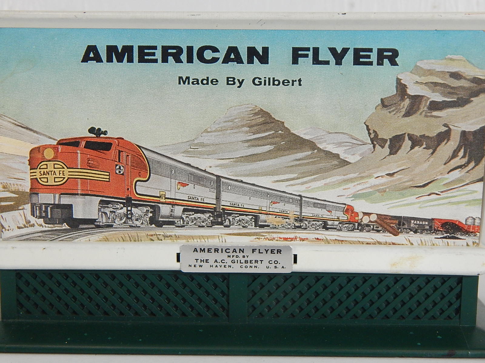 American Flyer S-Gauge Trains - #561 Diesel Horn Billboard w/Control Button