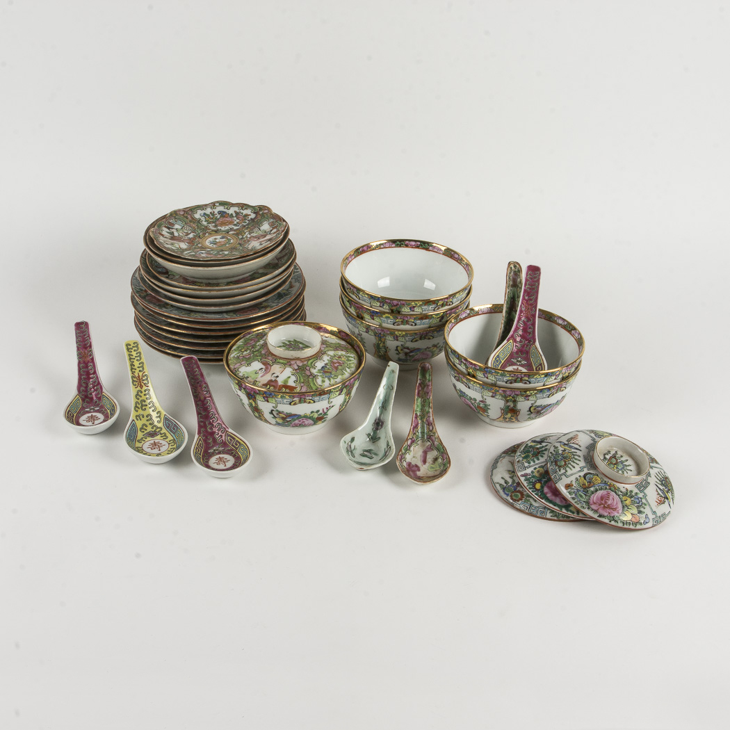 Chinese Hand Painted Tableware