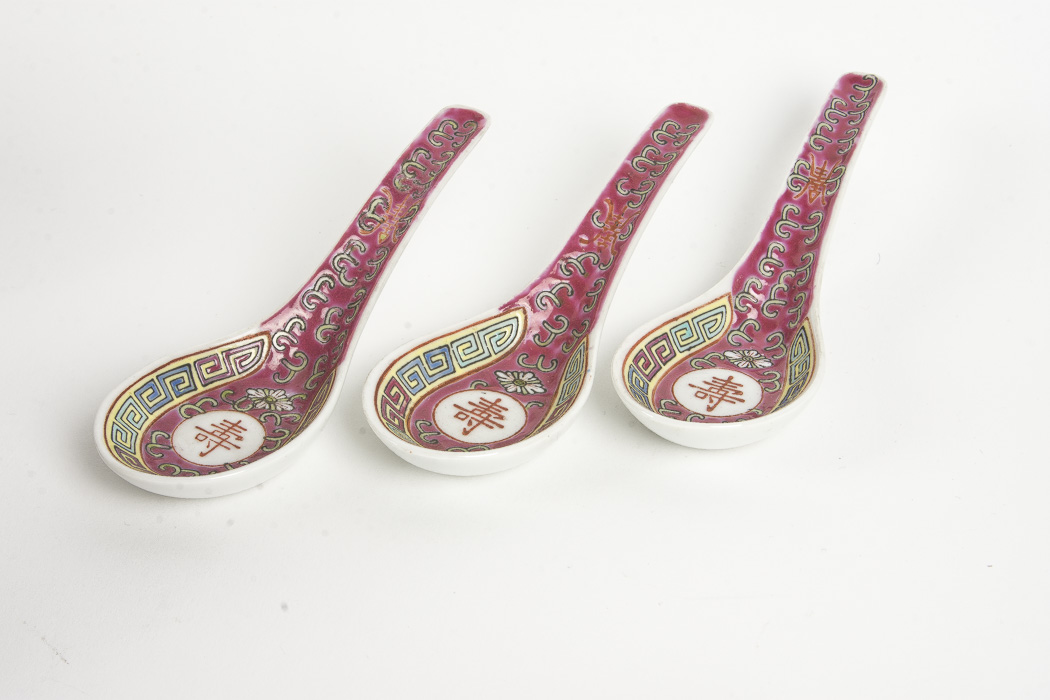 Chinese Hand Painted Tableware