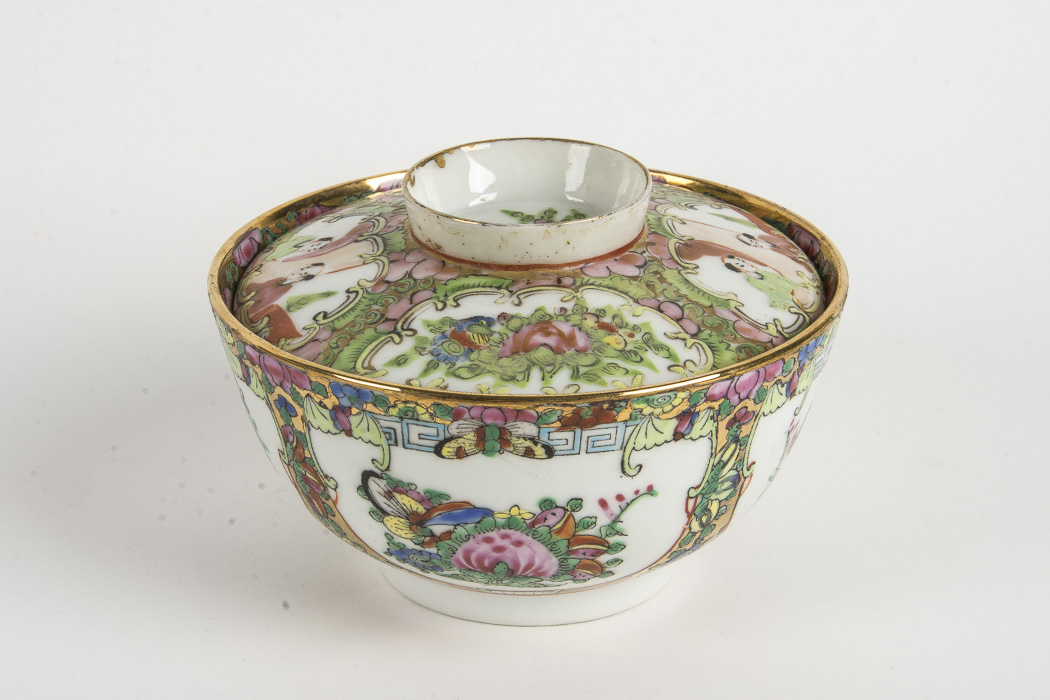 Chinese Hand Painted Tableware