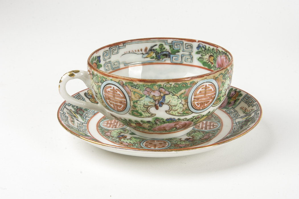 Chinese Hand-Painted Rose Medallion Rose Canton Porcelain