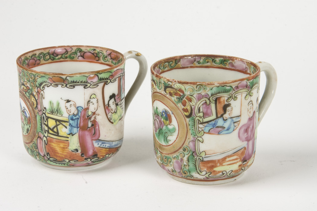 Chinese Hand-Painted Rose Medallion Rose Canton Porcelain